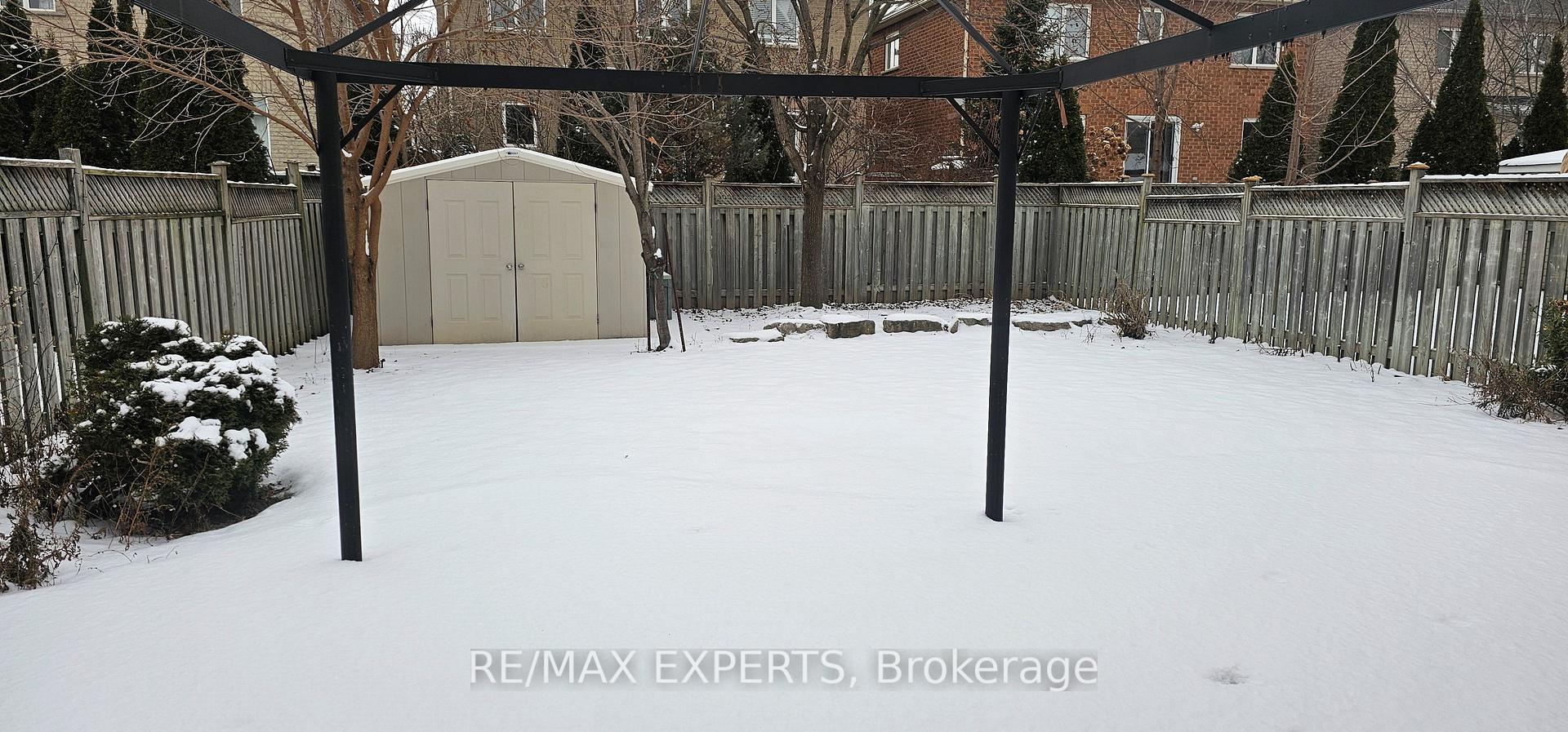 Photo 31 of 52 Fermar Drive, Vaughan, Maple — HOMEH