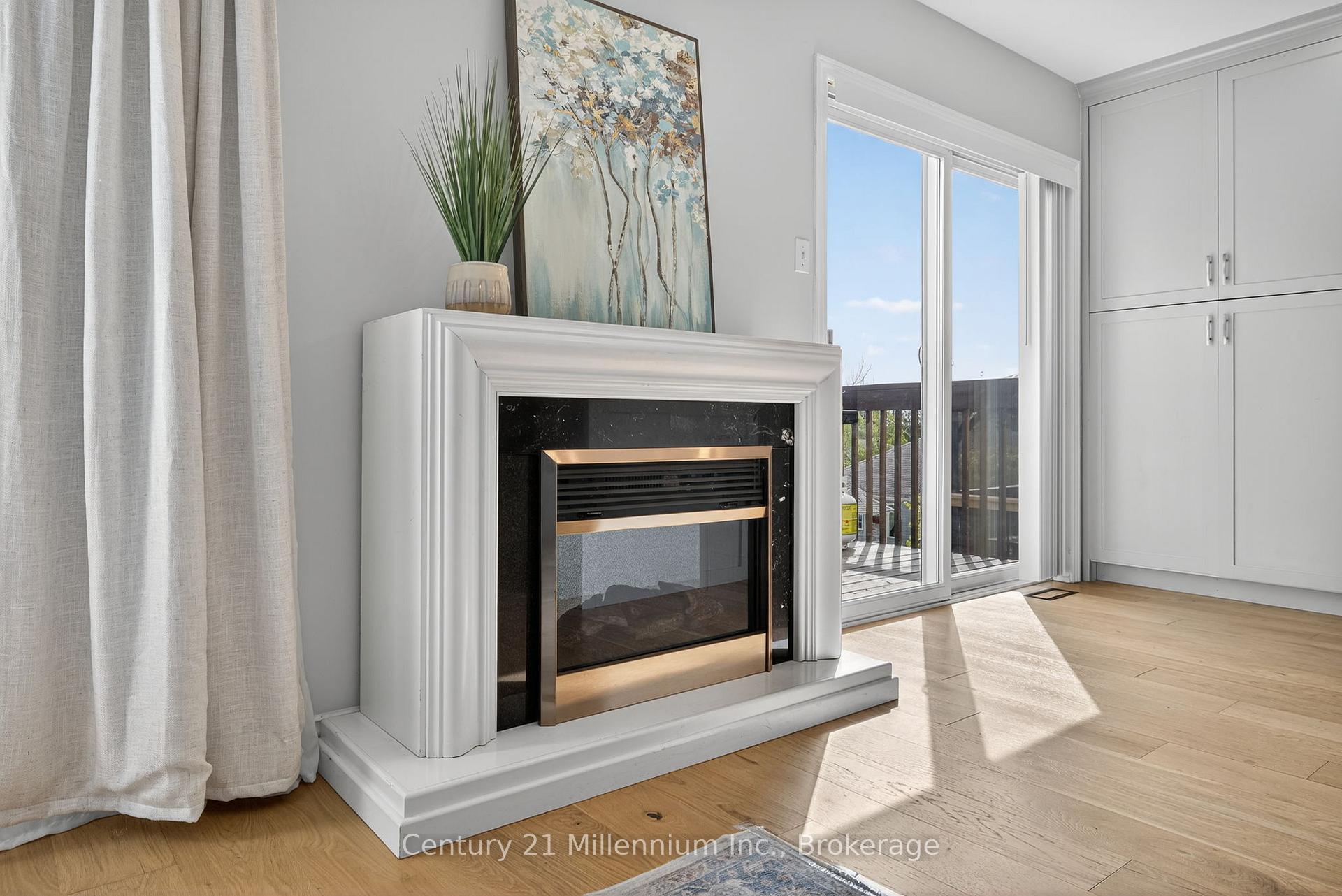 Photo 18 of 702 Spillsbury Drive, Peterborough, Otonabee Ward 1 — HOMEH