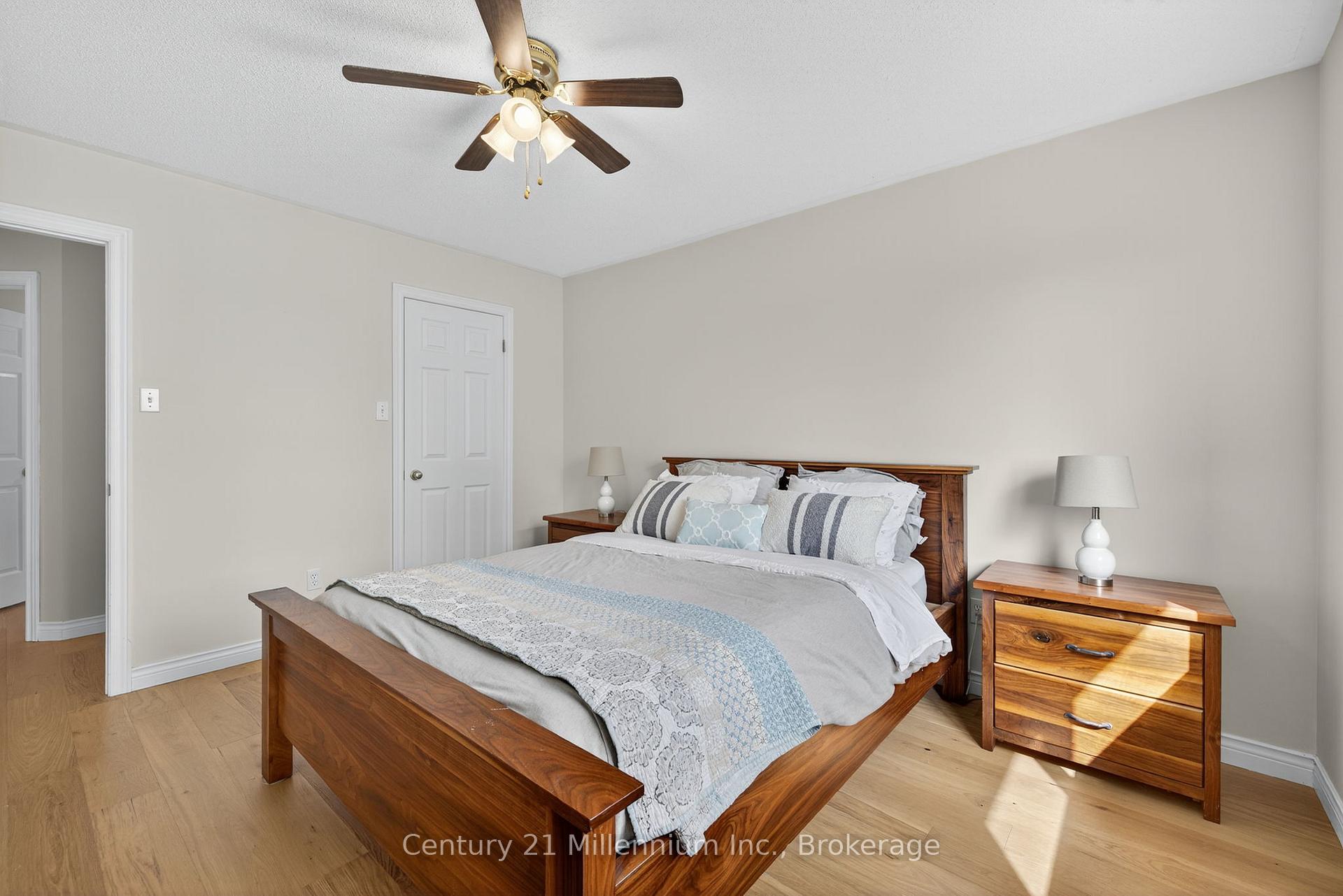 Photo 27 of 702 Spillsbury Drive, Peterborough, Otonabee Ward 1 — HOMEH