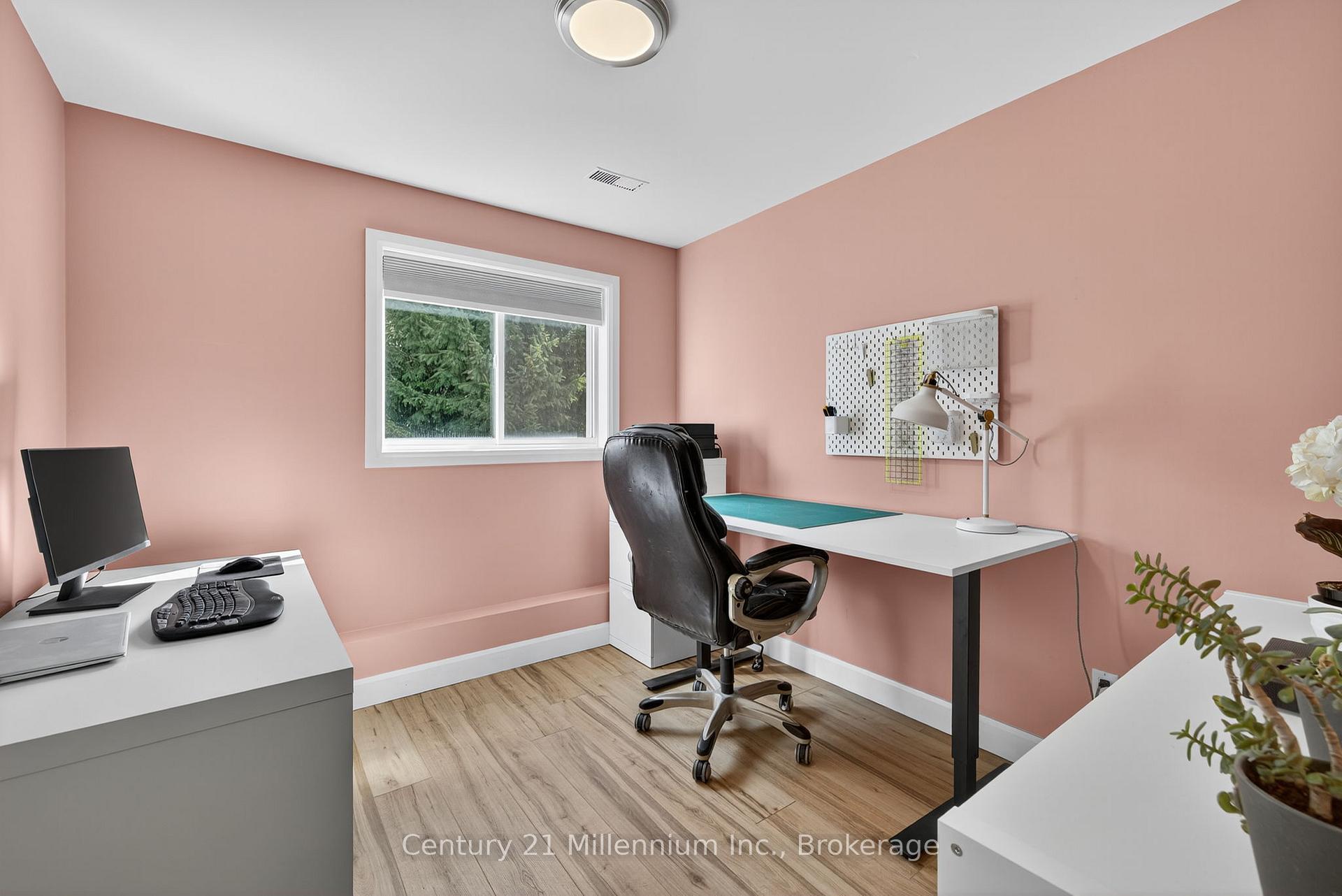 Photo 29 of 702 Spillsbury Drive, Peterborough, Otonabee Ward 1 — HOMEH