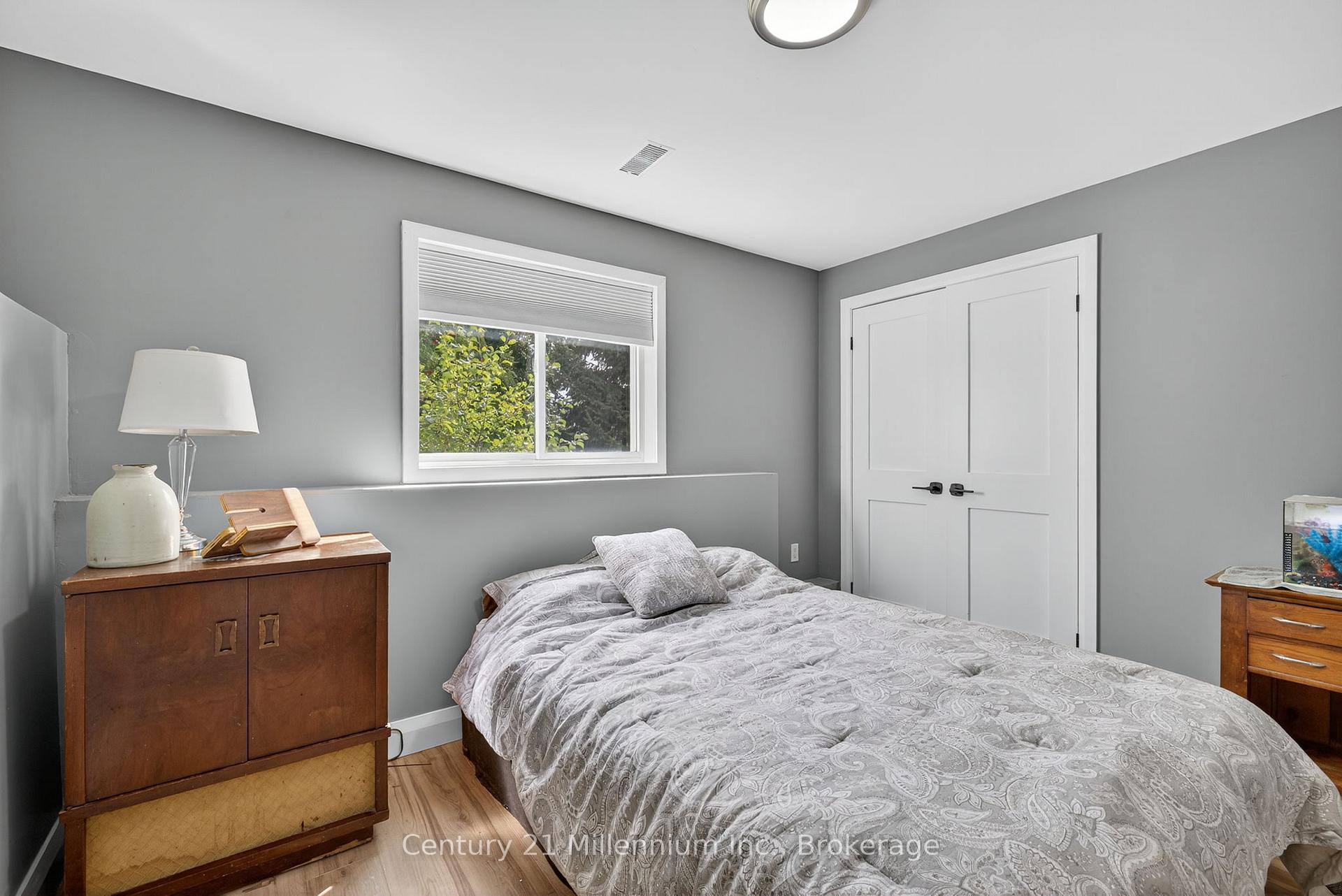 Photo 35 of 702 Spillsbury Drive, Peterborough, Otonabee Ward 1 — HOMEH