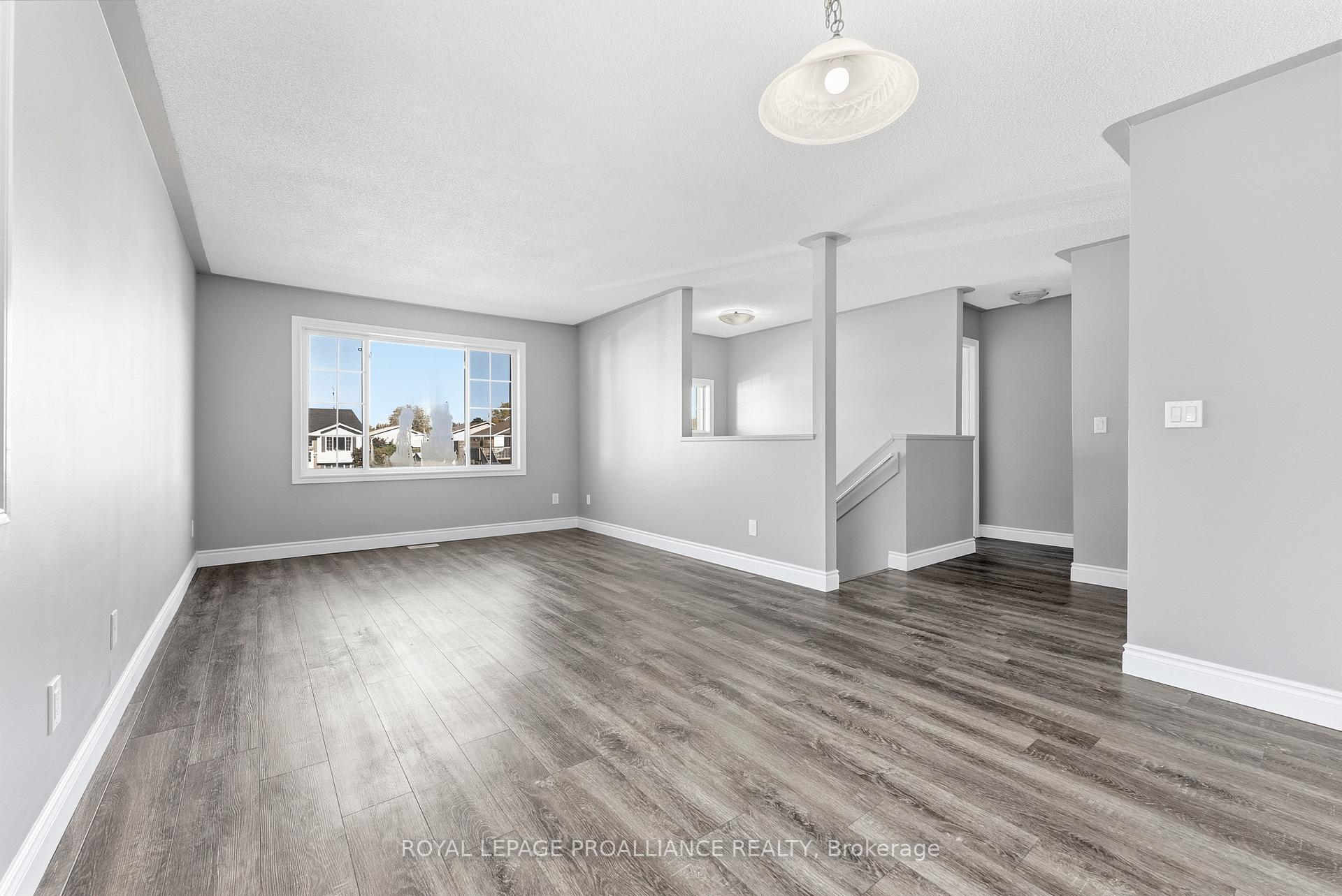 Photo 5 of 6 Lake Court, Belleville, Belleville Ward — HOMEH