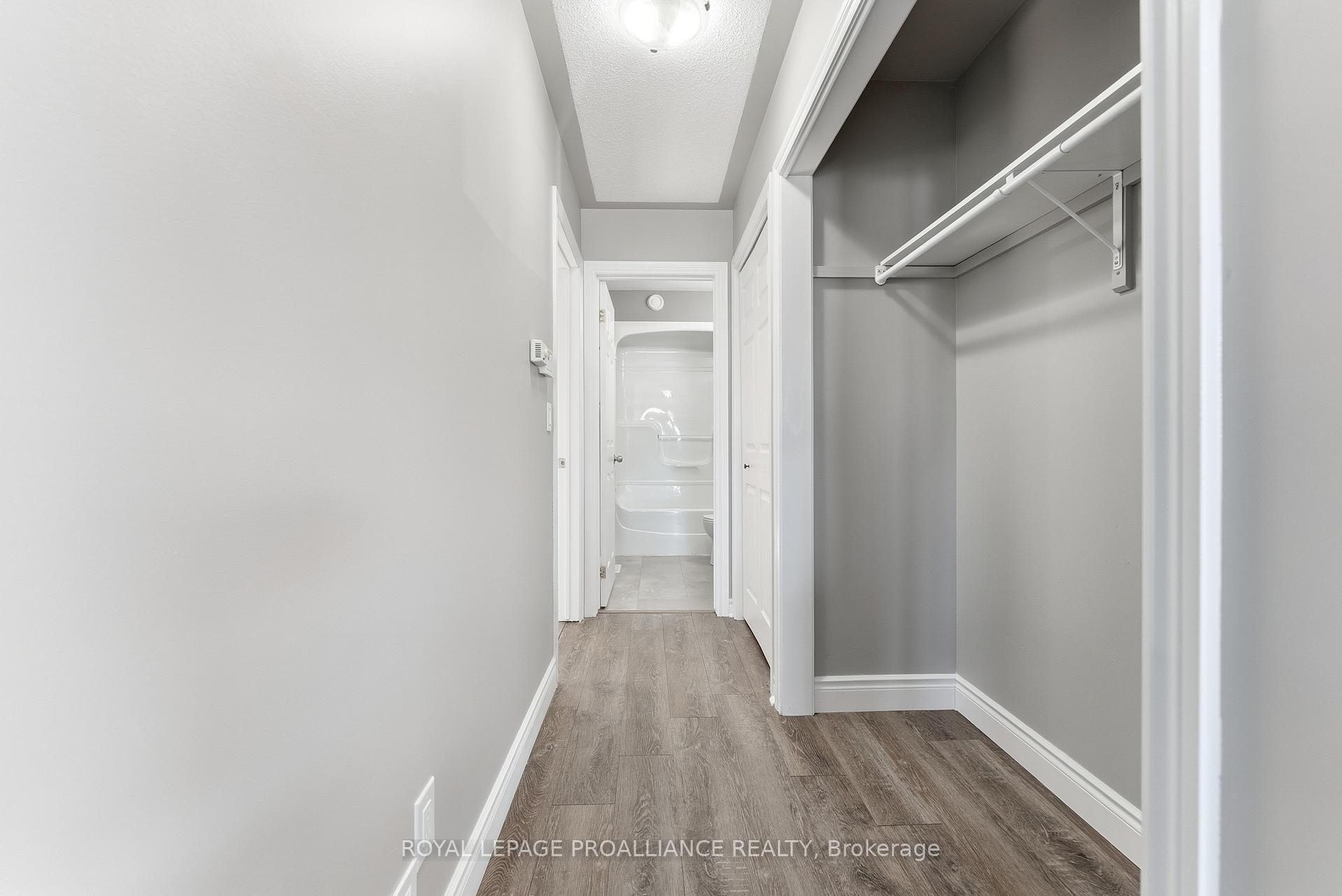 Photo 12 of 6 Lake Court, Belleville, Belleville Ward — HOMEH