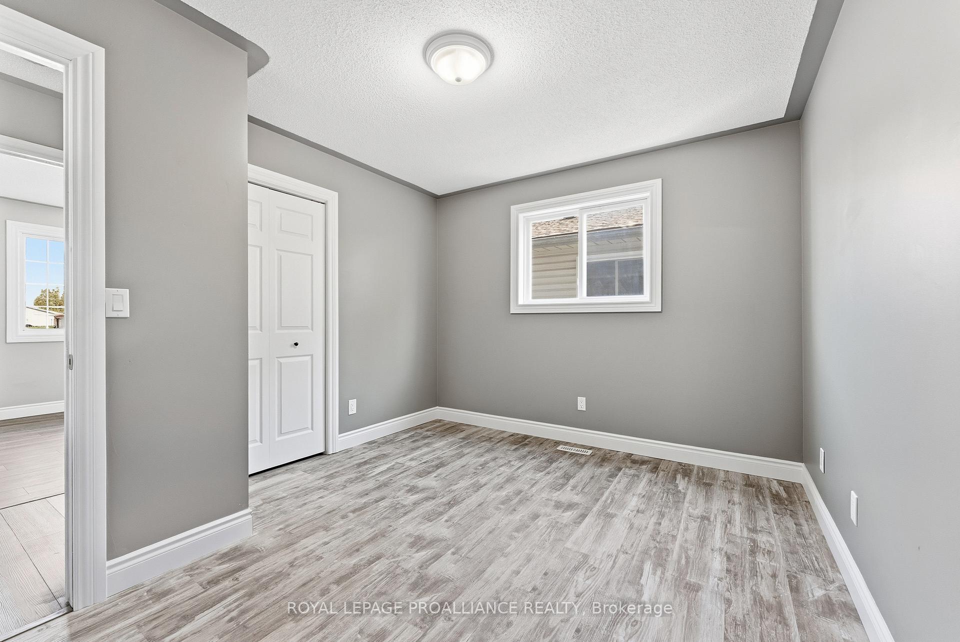 Photo 19 of 6 Lake Court, Belleville, Belleville Ward — HOMEH