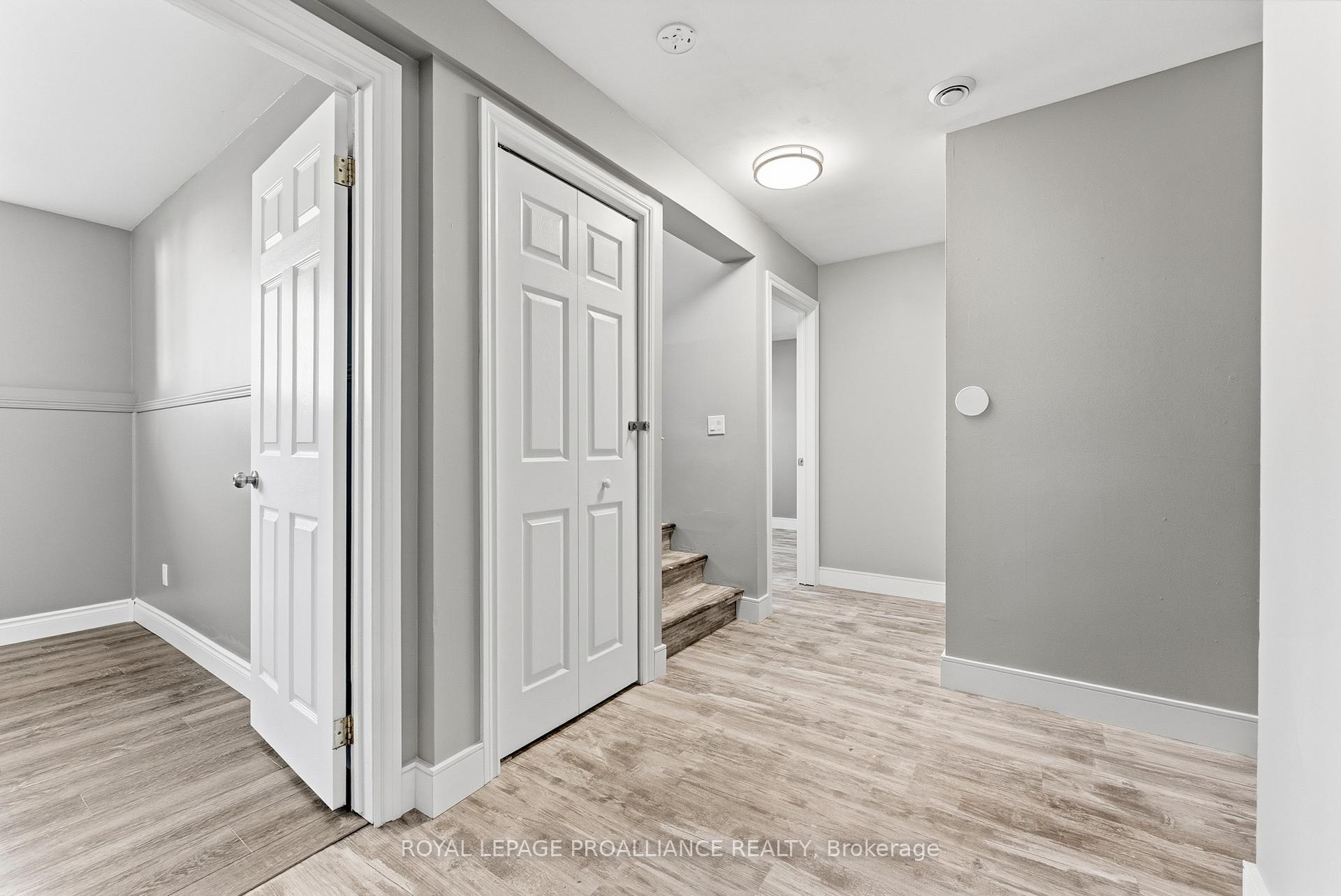 Photo 21 of 6 Lake Court, Belleville, Belleville Ward — HOMEH