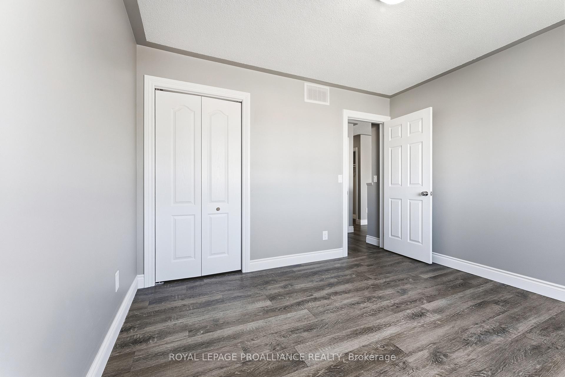 Photo 29 of 6 Lake Court, Belleville, Belleville Ward — HOMEH
