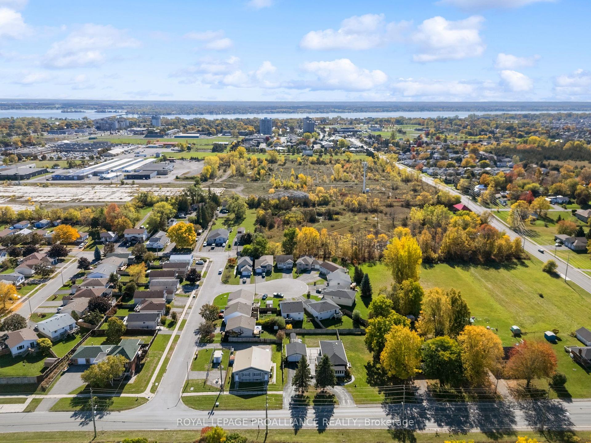 Photo 42 of 6 Lake Court, Belleville, Belleville Ward — HOMEH