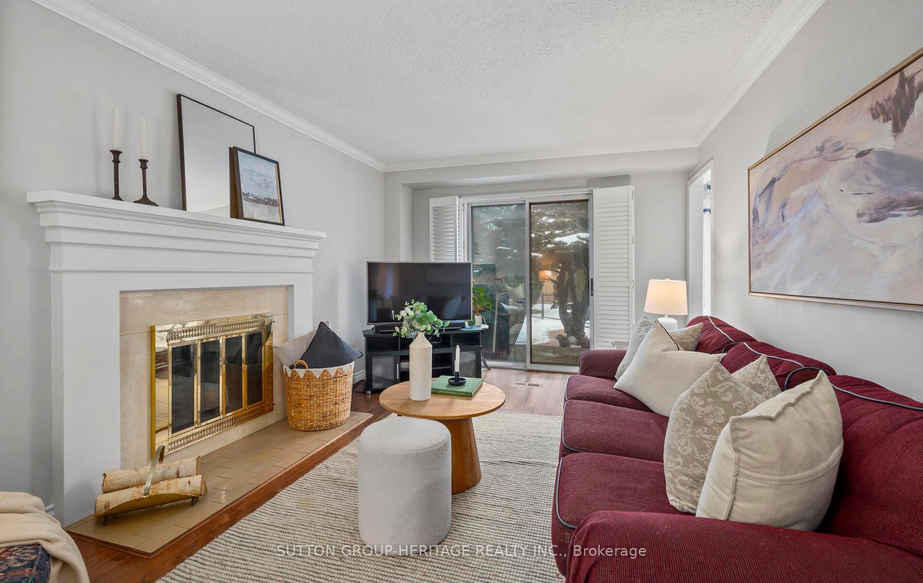 Photo 12 of 1242 Barnwood Square, Pickering, Liverpool — HOMEH