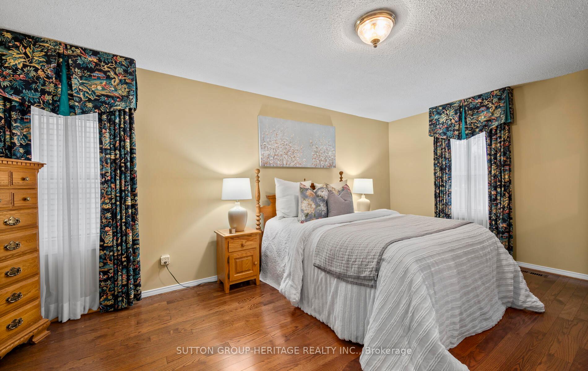 Photo 17 of 1242 Barnwood Square, Pickering, Liverpool — HOMEH