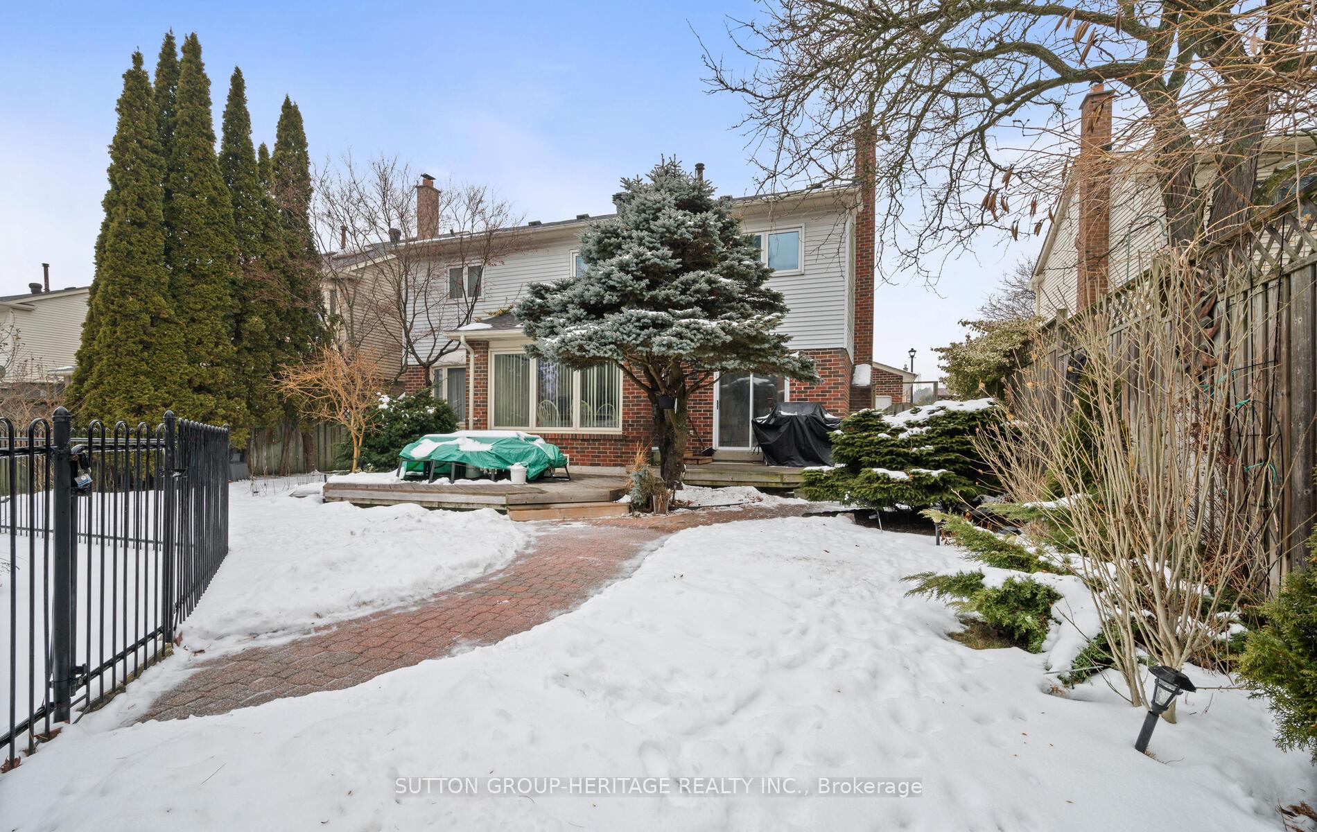 Photo 29 of 1242 Barnwood Square, Pickering, Liverpool — HOMEH