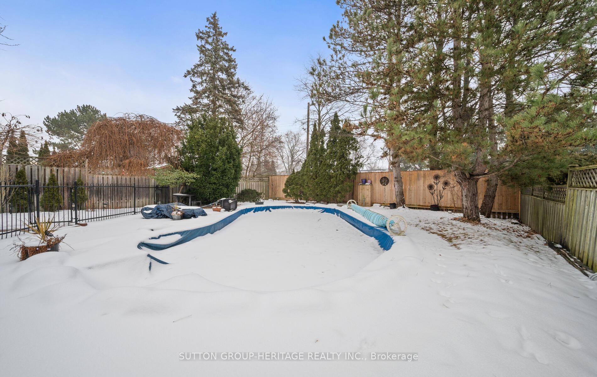 Photo 30 of 1242 Barnwood Square, Pickering, Liverpool — HOMEH