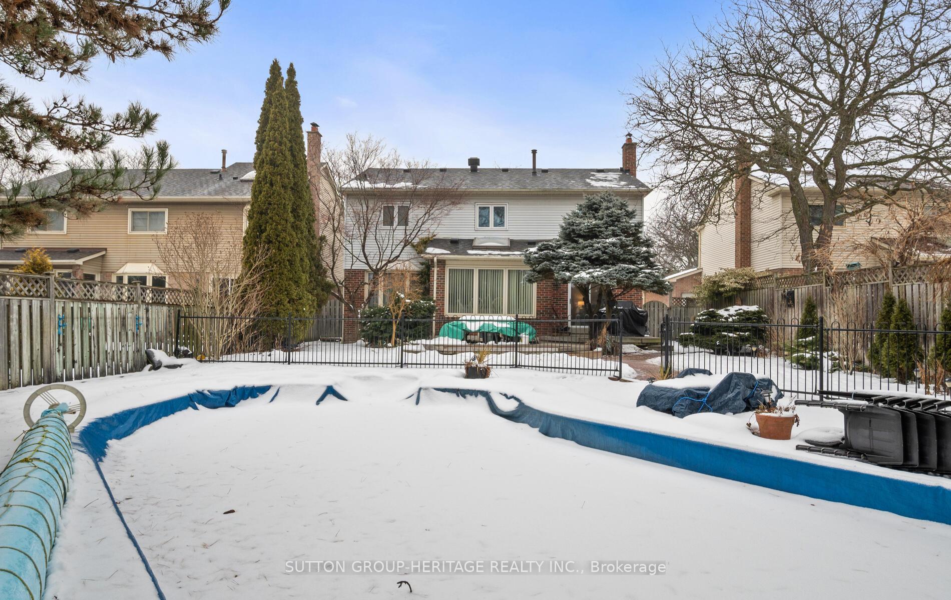 Photo 31 of 1242 Barnwood Square, Pickering, Liverpool — HOMEH