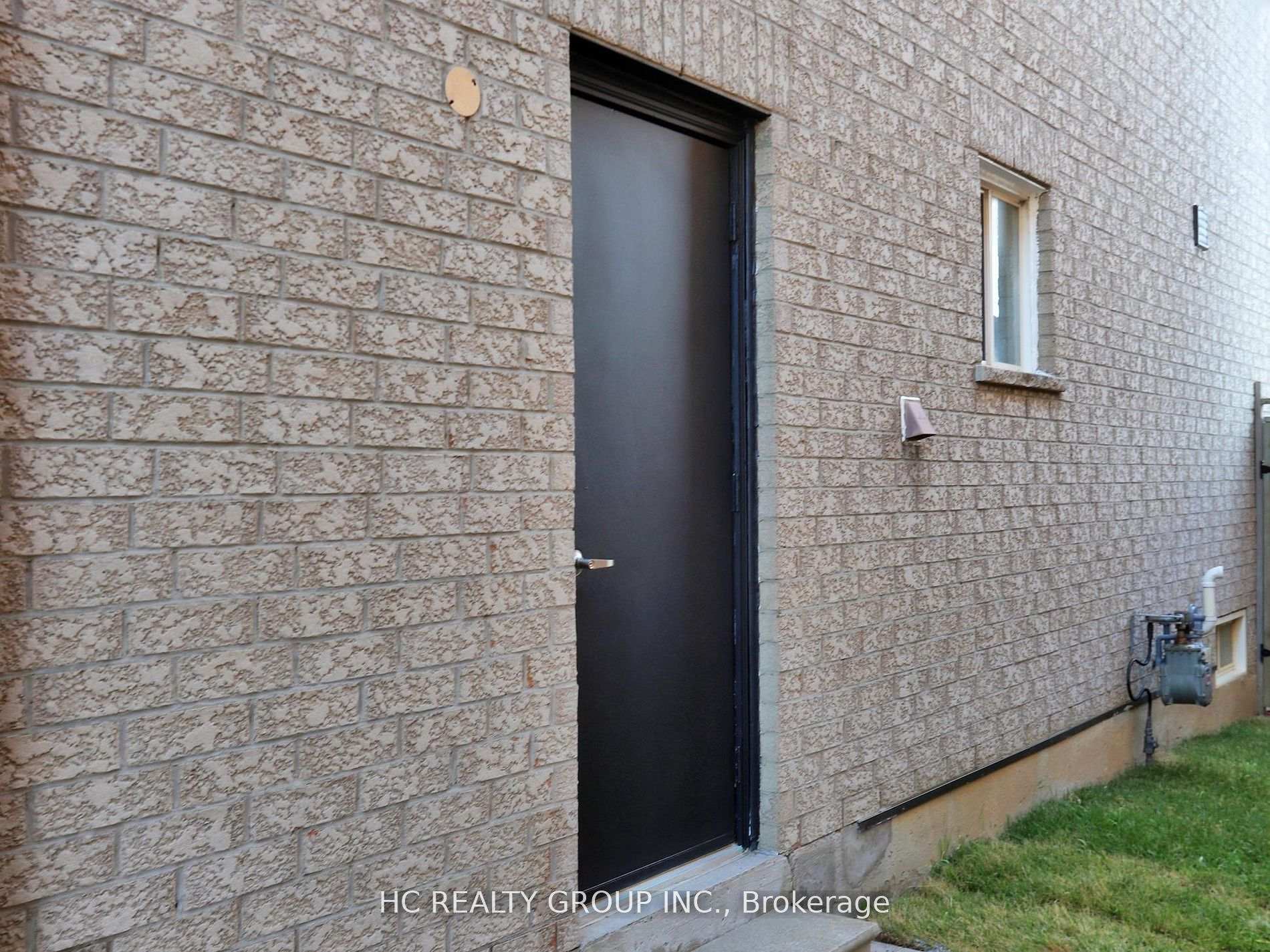 Photo 21 of 247 Dufferin Hill Drive, Vaughan, Patterson — HOMEH