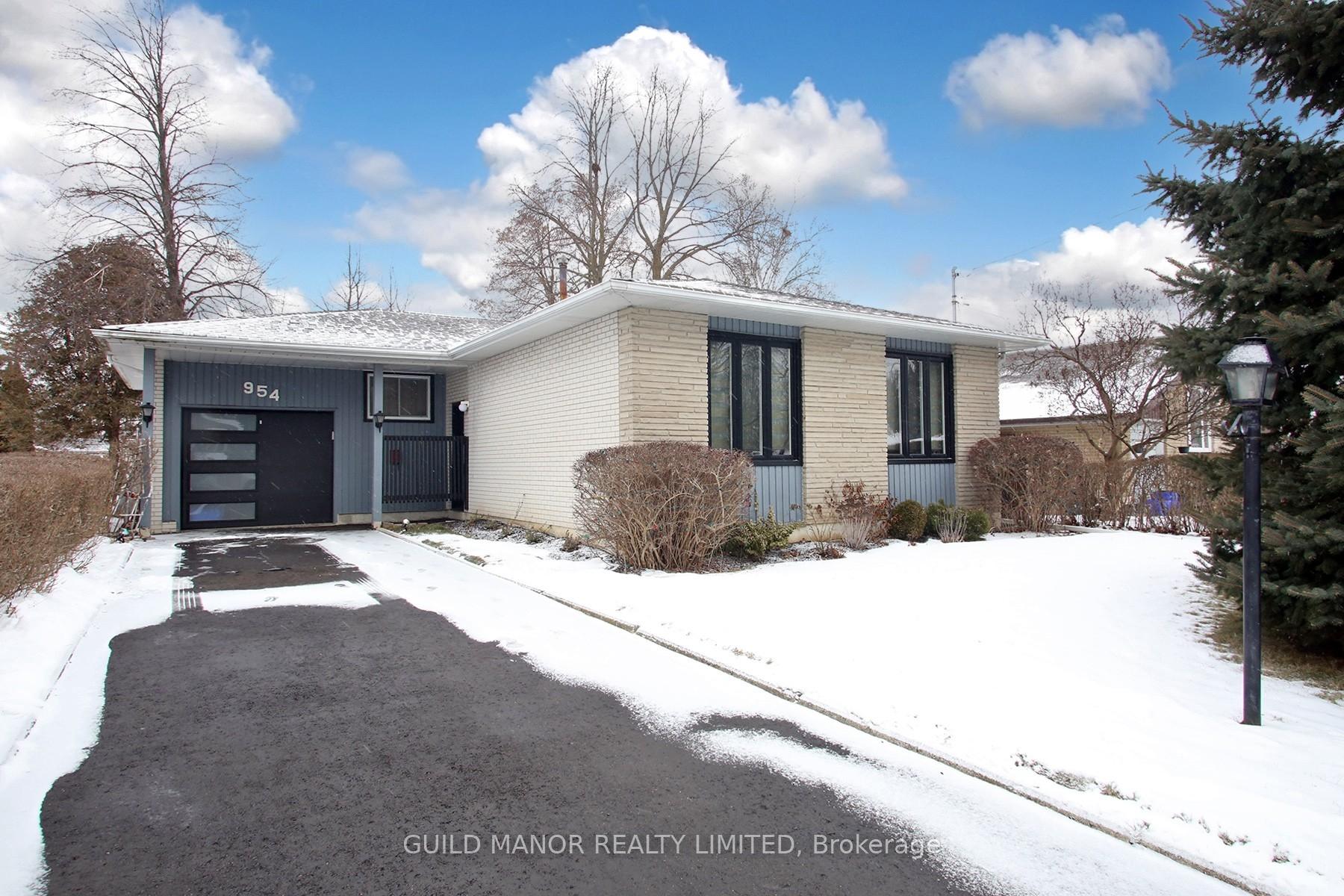Photo 1 of 954 Timmins Gardens, Pickering, West Shore — HOMEH