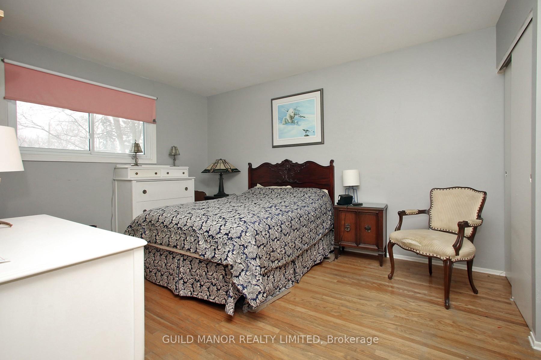 Photo 15 of 954 Timmins Gardens, Pickering, West Shore — HOMEH