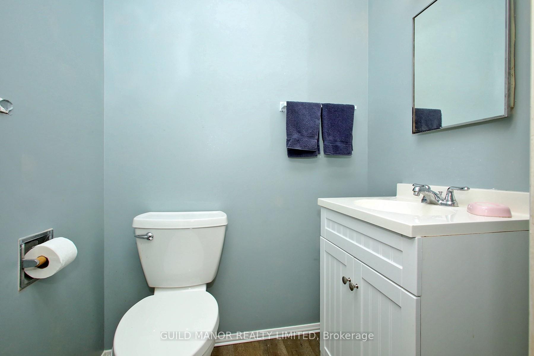 Photo 17 of 954 Timmins Gardens, Pickering, West Shore — HOMEH
