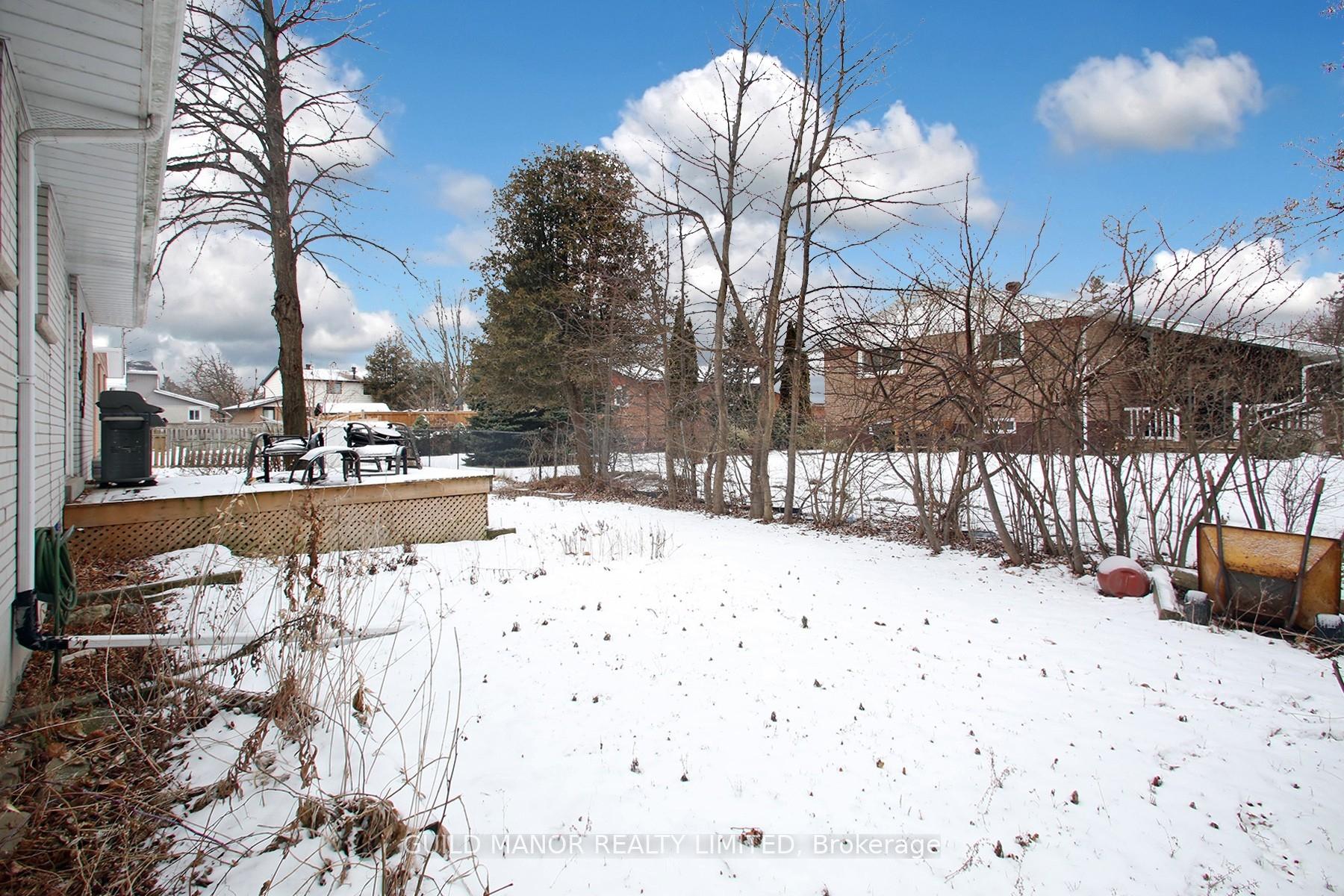 Photo 25 of 954 Timmins Gardens, Pickering, West Shore — HOMEH