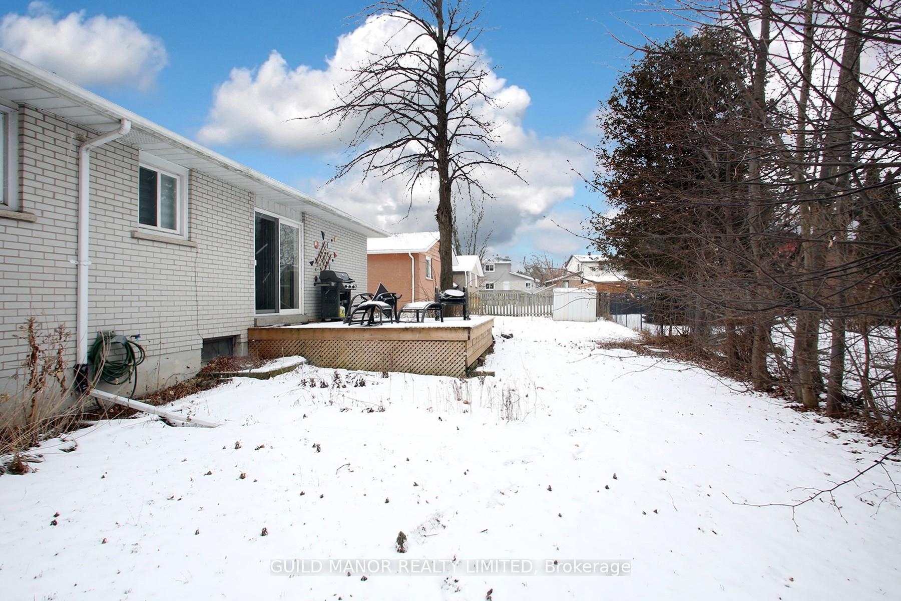 Photo 26 of 954 Timmins Gardens, Pickering, West Shore — HOMEH