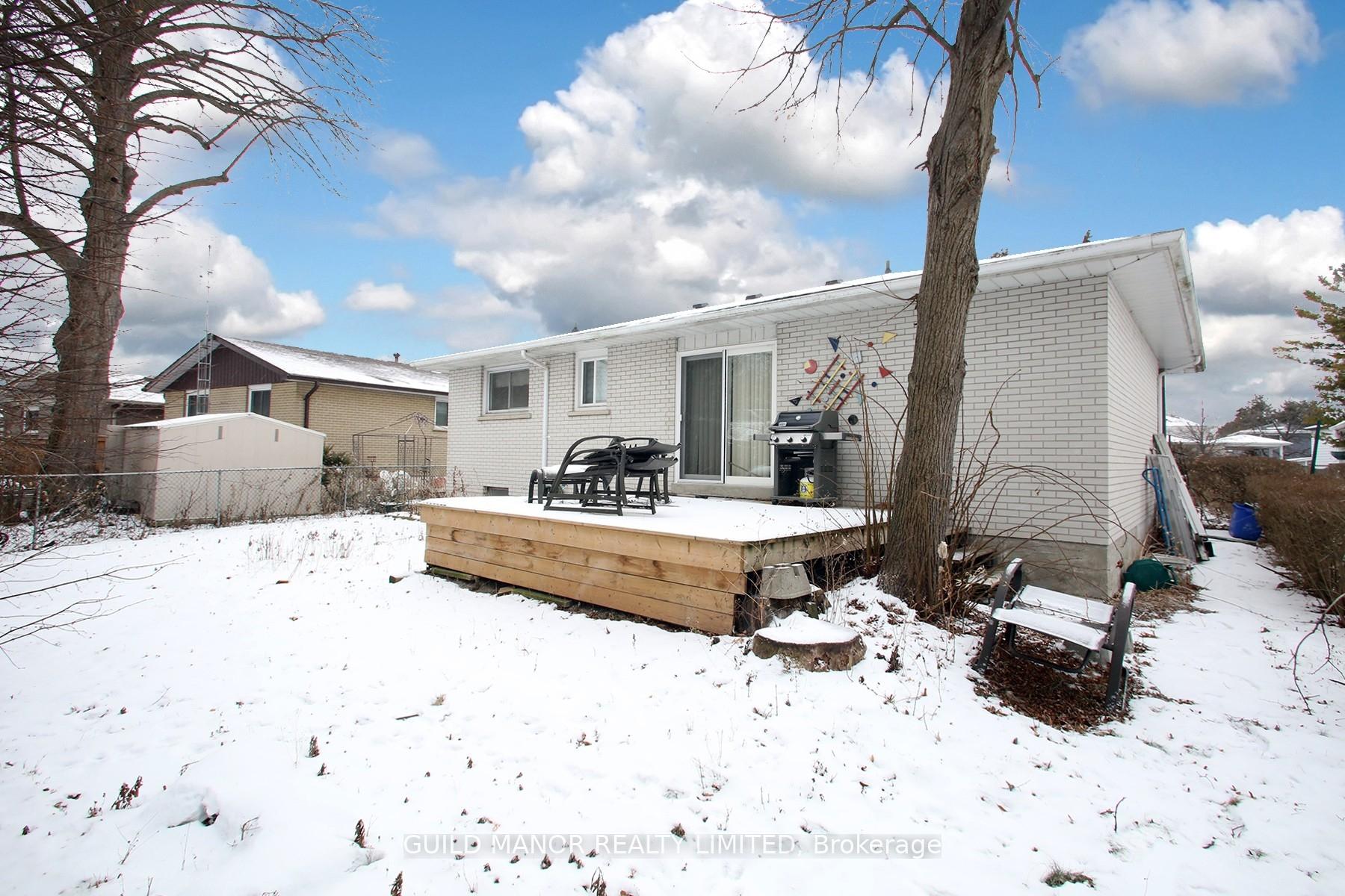 Photo 27 of 954 Timmins Gardens, Pickering, West Shore — HOMEH