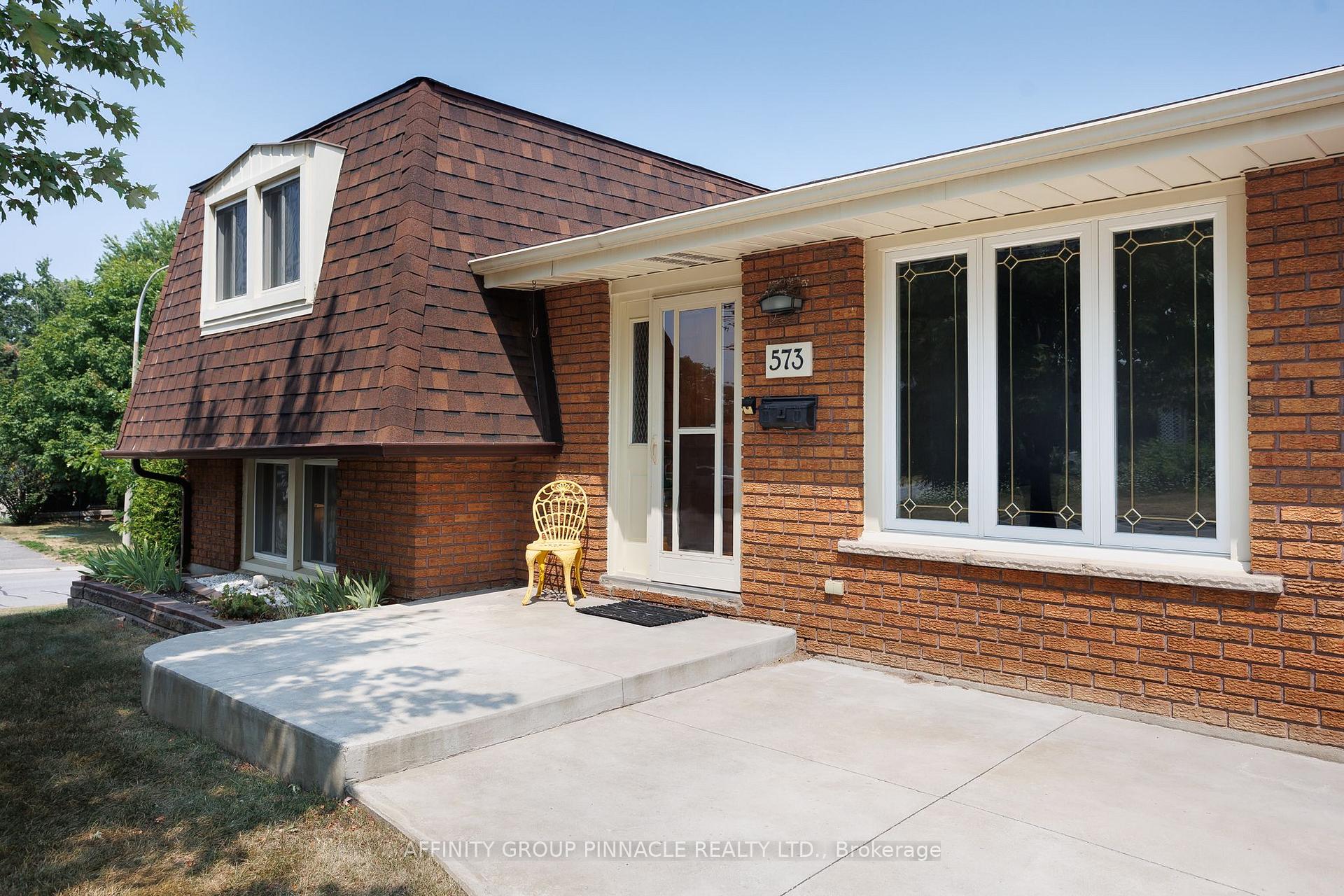 Photo 7 of 573 Saugeen Crescent, Peterborough, Ashburnham Ward 4 — HOMEH