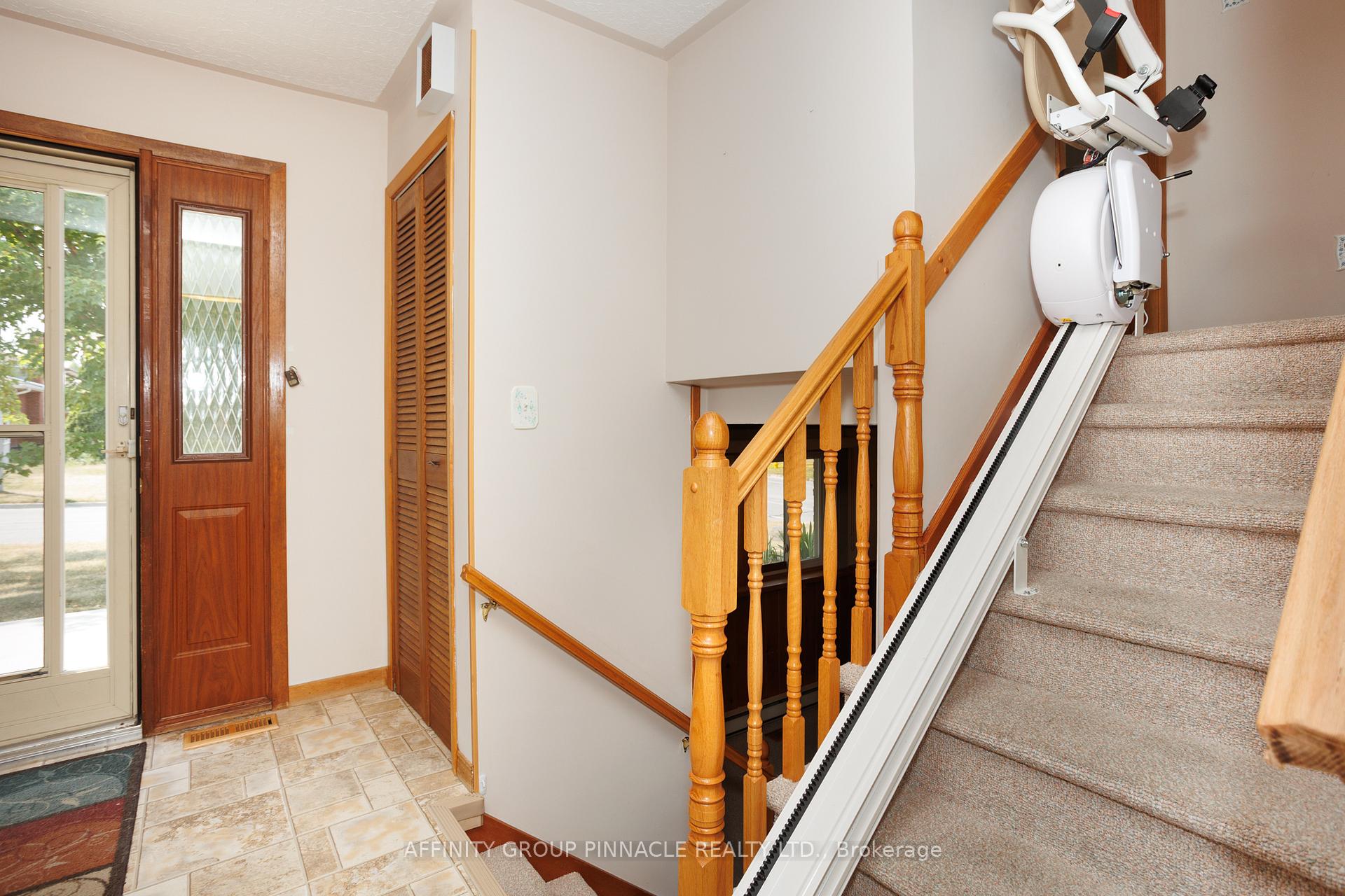 Photo 20 of 573 Saugeen Crescent, Peterborough, Ashburnham Ward 4 — HOMEH