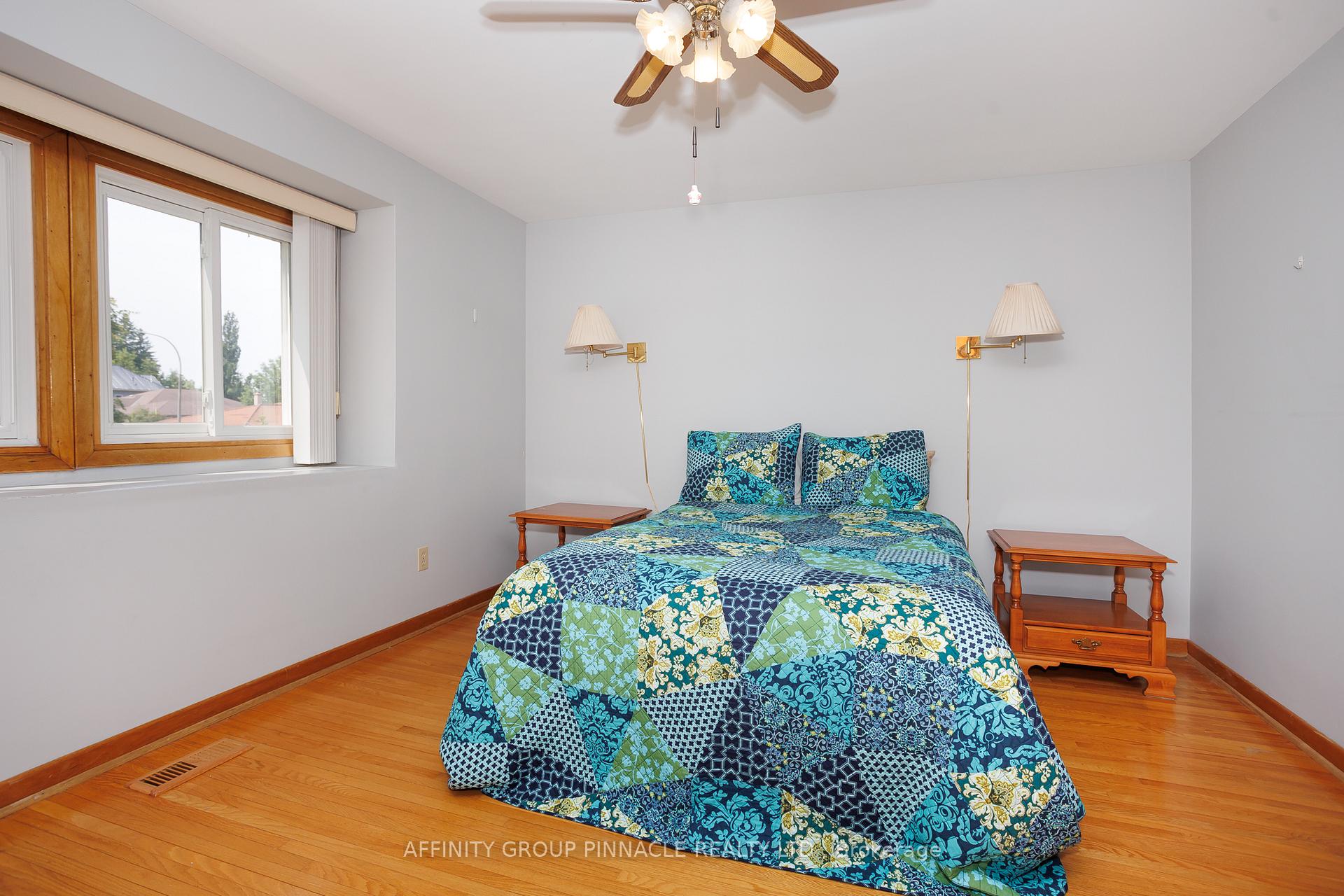 Photo 21 of 573 Saugeen Crescent, Peterborough, Ashburnham Ward 4 — HOMEH