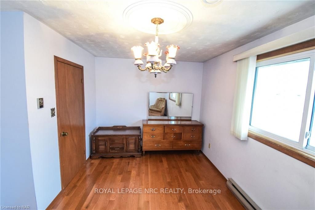 Photo 21 of 326 Crowland Avenue, Welland, Lincoln/Crowland — HOMEH