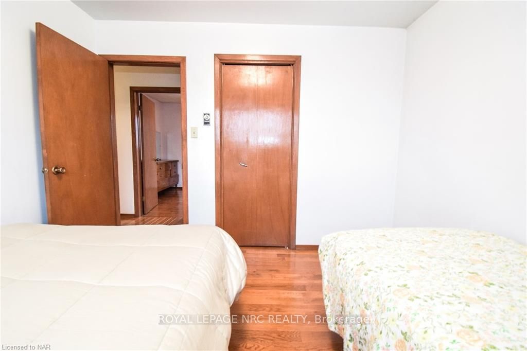 Photo 30 of 326 Crowland Avenue, Welland, Lincoln/Crowland — HOMEH