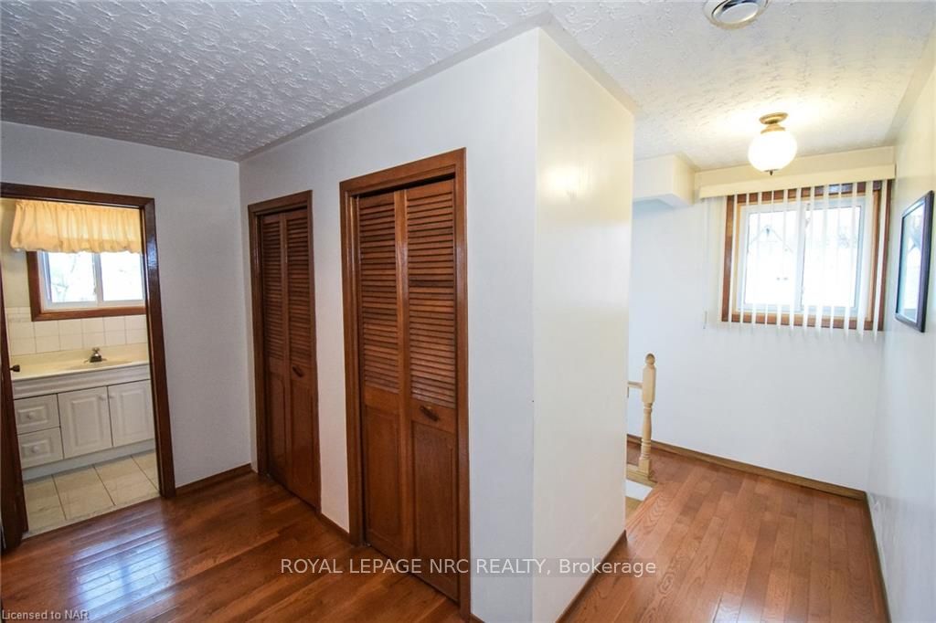 Photo 31 of 326 Crowland Avenue, Welland, Lincoln/Crowland — HOMEH
