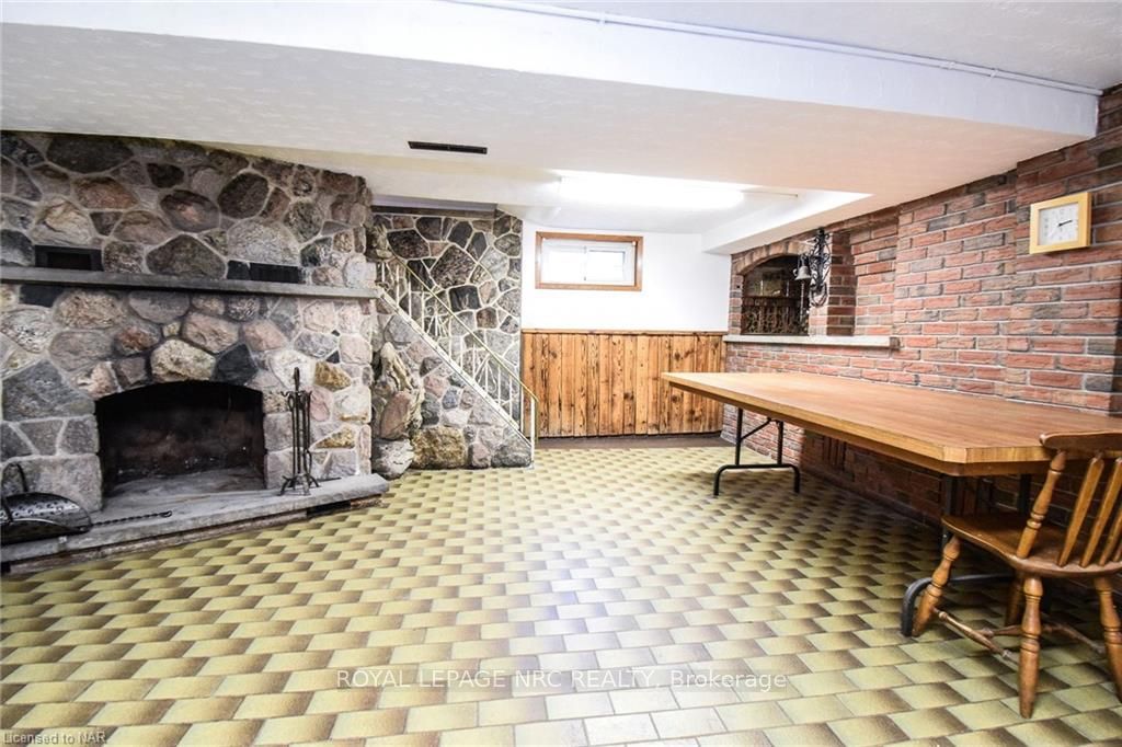 Photo 34 of 326 Crowland Avenue, Welland, Lincoln/Crowland — HOMEH