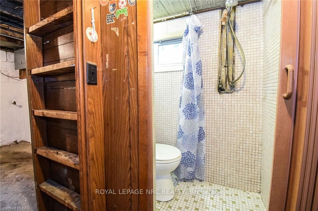Photo 35 of 326 Crowland Avenue, Welland, Lincoln/Crowland — HOMEH