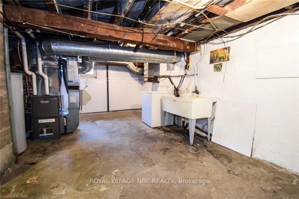 Photo 36 of 326 Crowland Avenue, Welland, Lincoln/Crowland — HOMEH