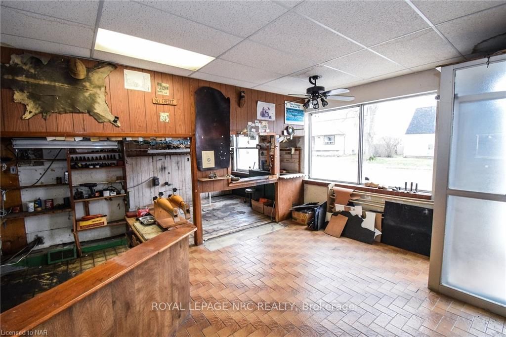 Photo 39 of 326 Crowland Avenue, Welland, Lincoln/Crowland — HOMEH