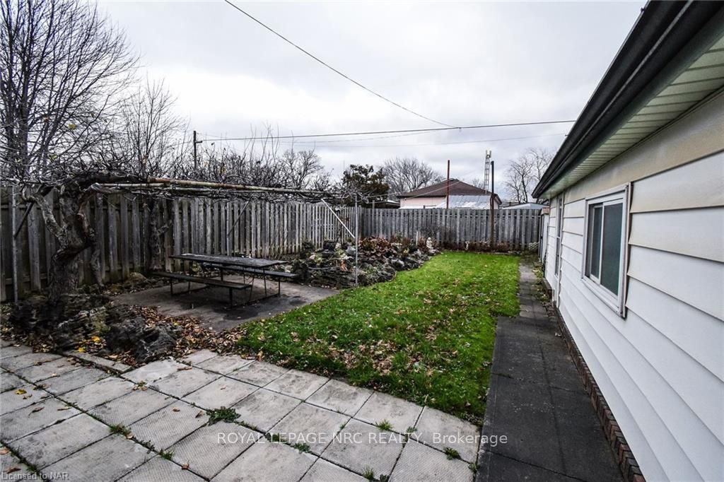Photo 41 of 326 Crowland Avenue, Welland, Lincoln/Crowland — HOMEH
