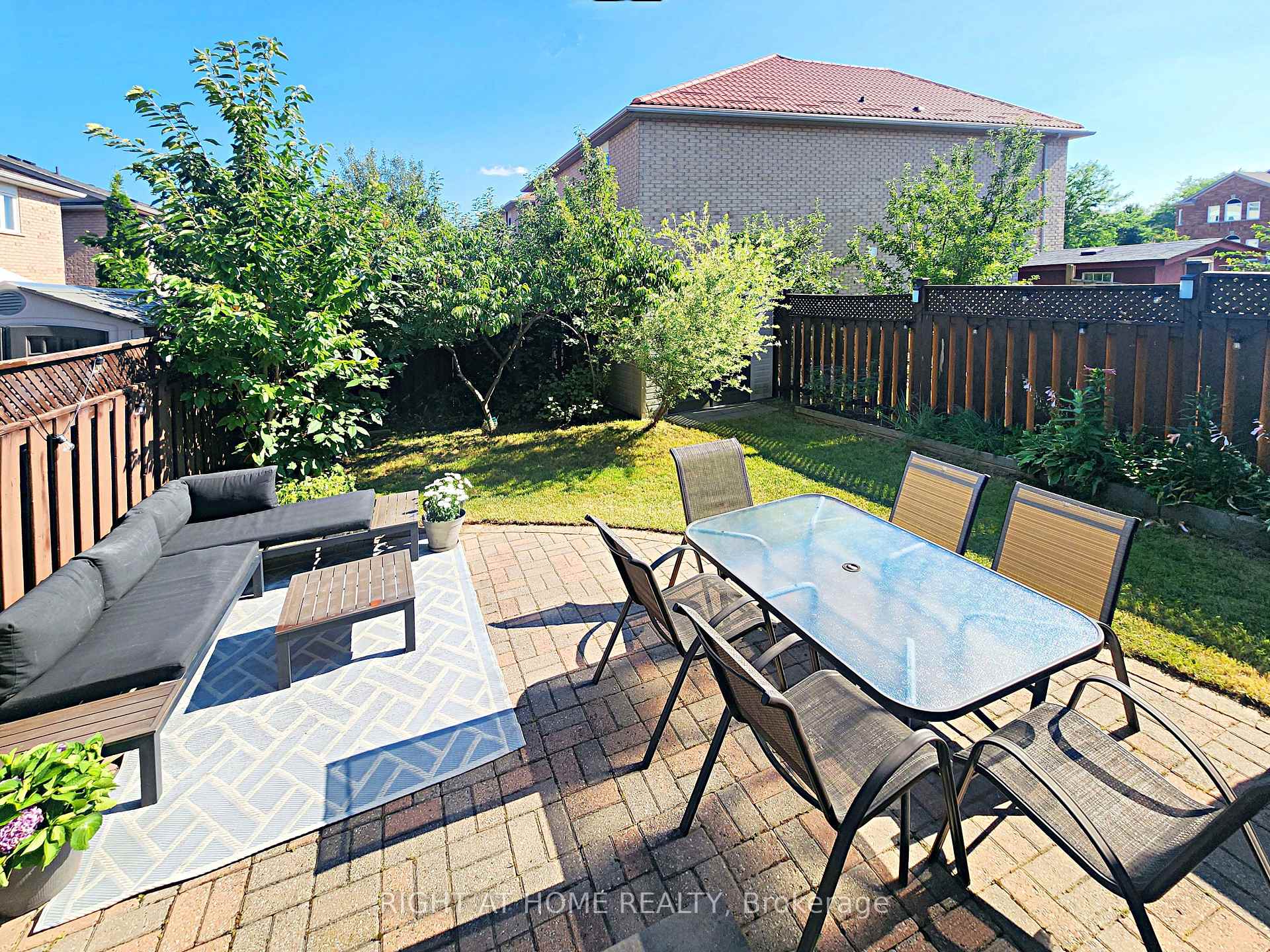 Photo 22 of 9 Gianmarco Way, Vaughan, Vellore Village — HOMEH