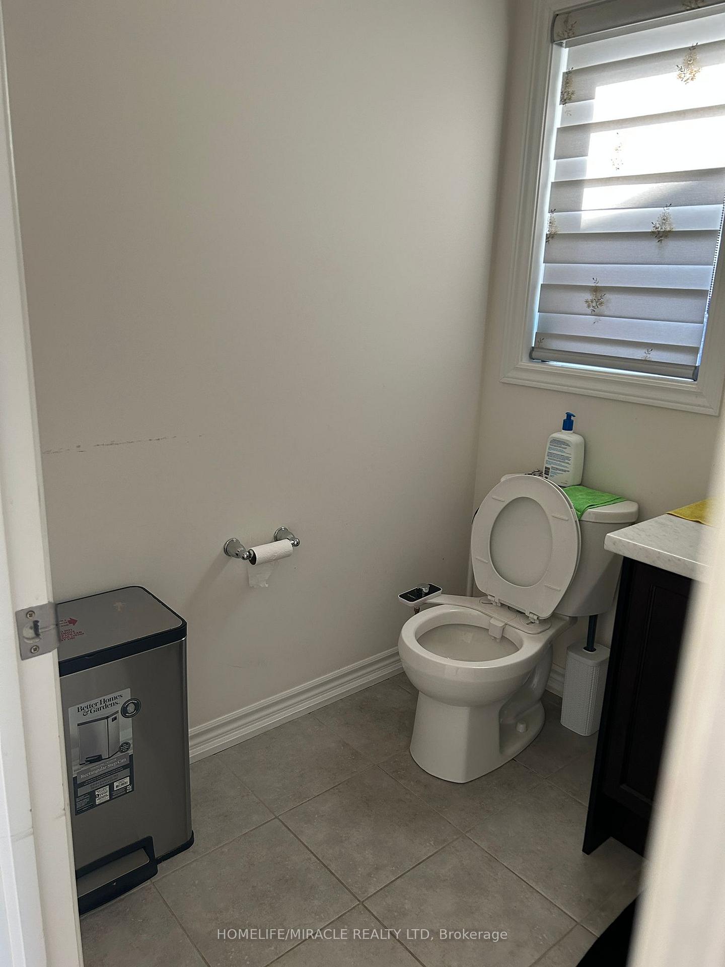 Photo 6 of 29 Jenner Drive, Brant, Paris — HOMEH