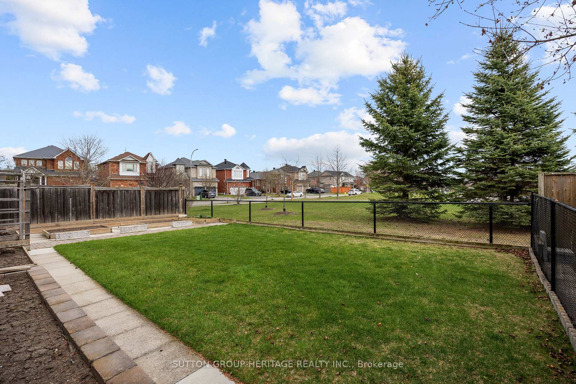 Photo 46 of 81 Sonley Drive, Whitby, Taunton North — HOMEH