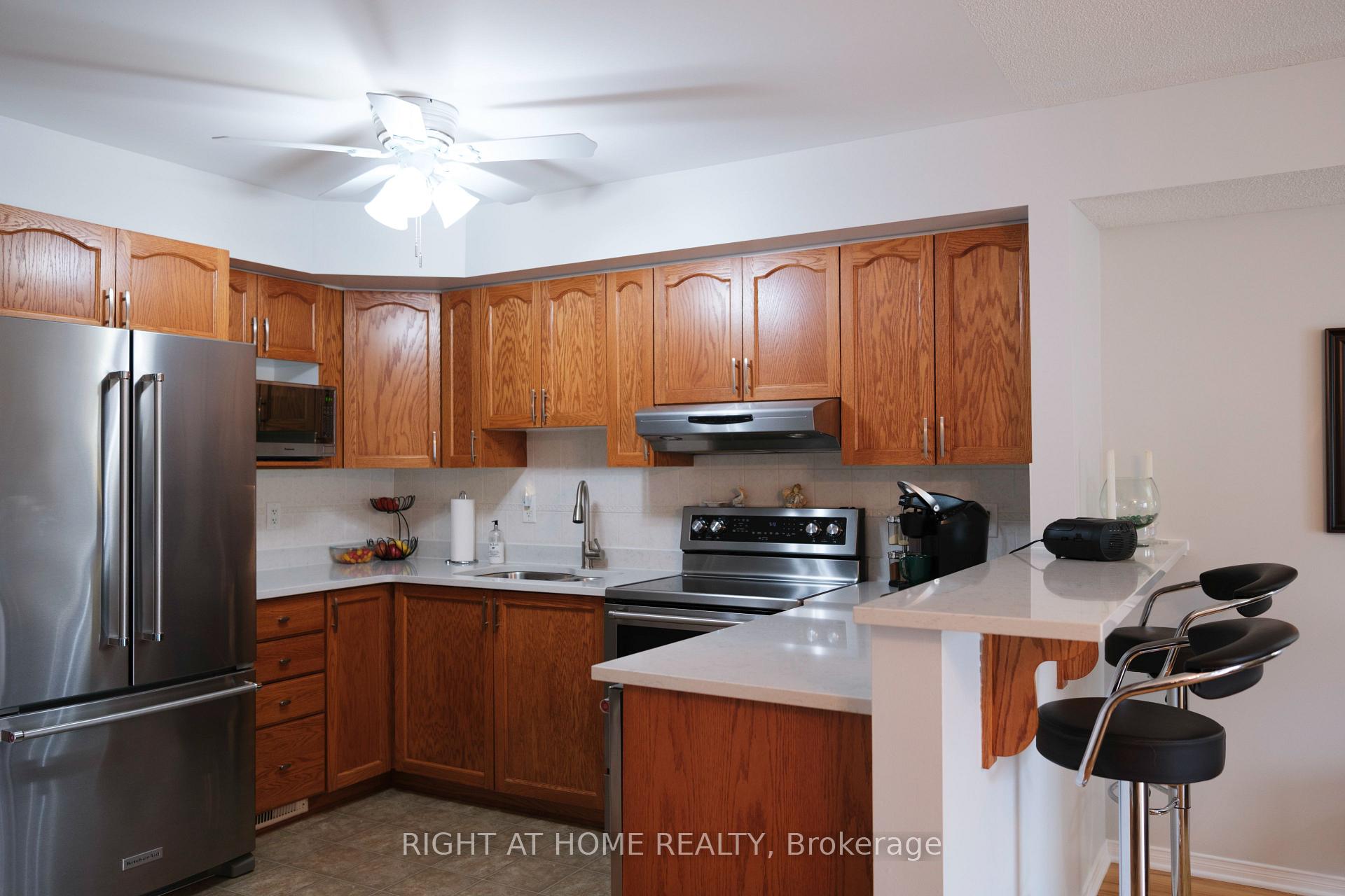 Photo 2 of 38 Spruce Crescent, Arnprior — HOMEH