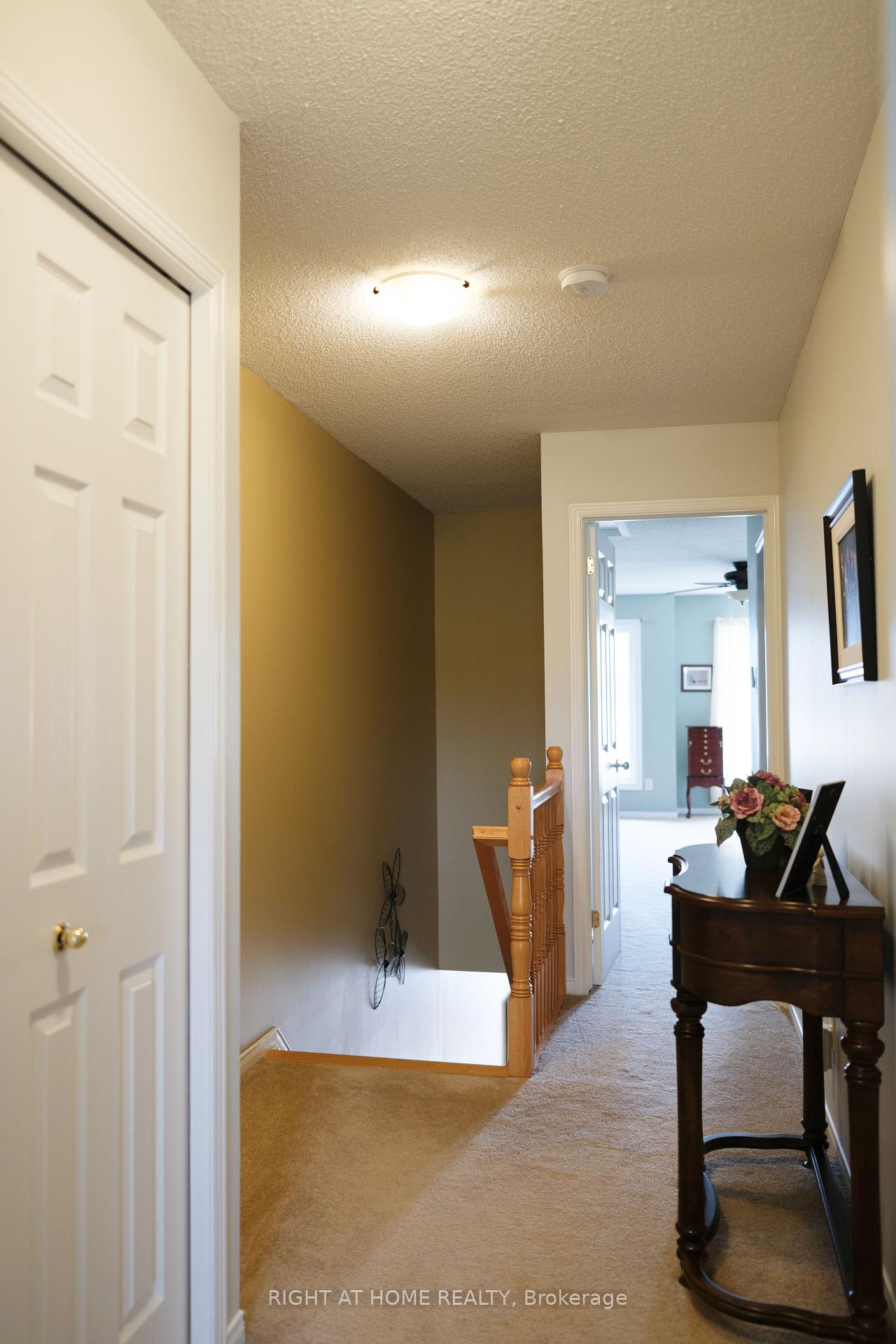 Photo 12 of 38 Spruce Crescent, Arnprior — HOMEH