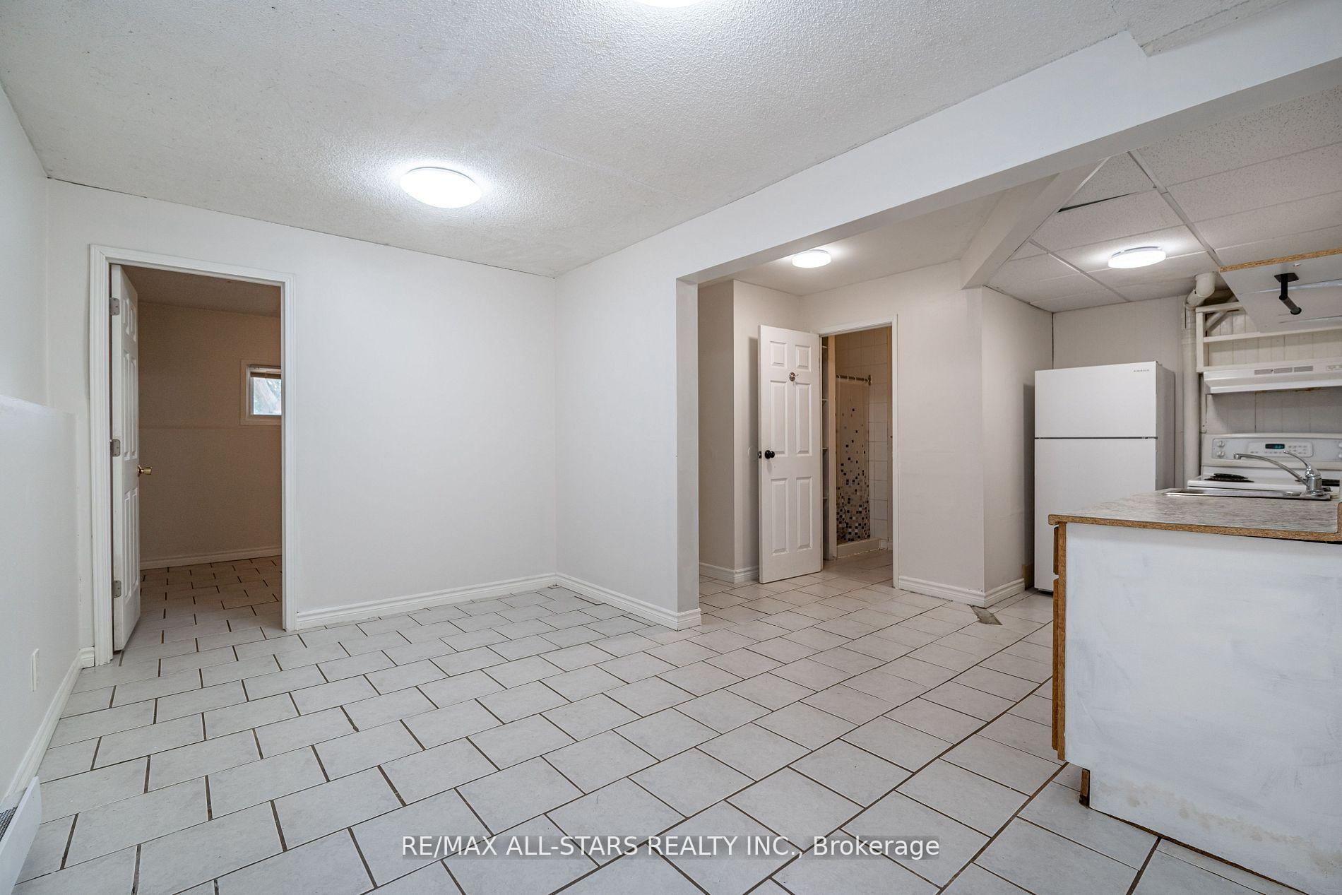 Photo 16 of 755 Mountain Ash Road, Peterborough, Otonabee Ward 1 — HOMEH