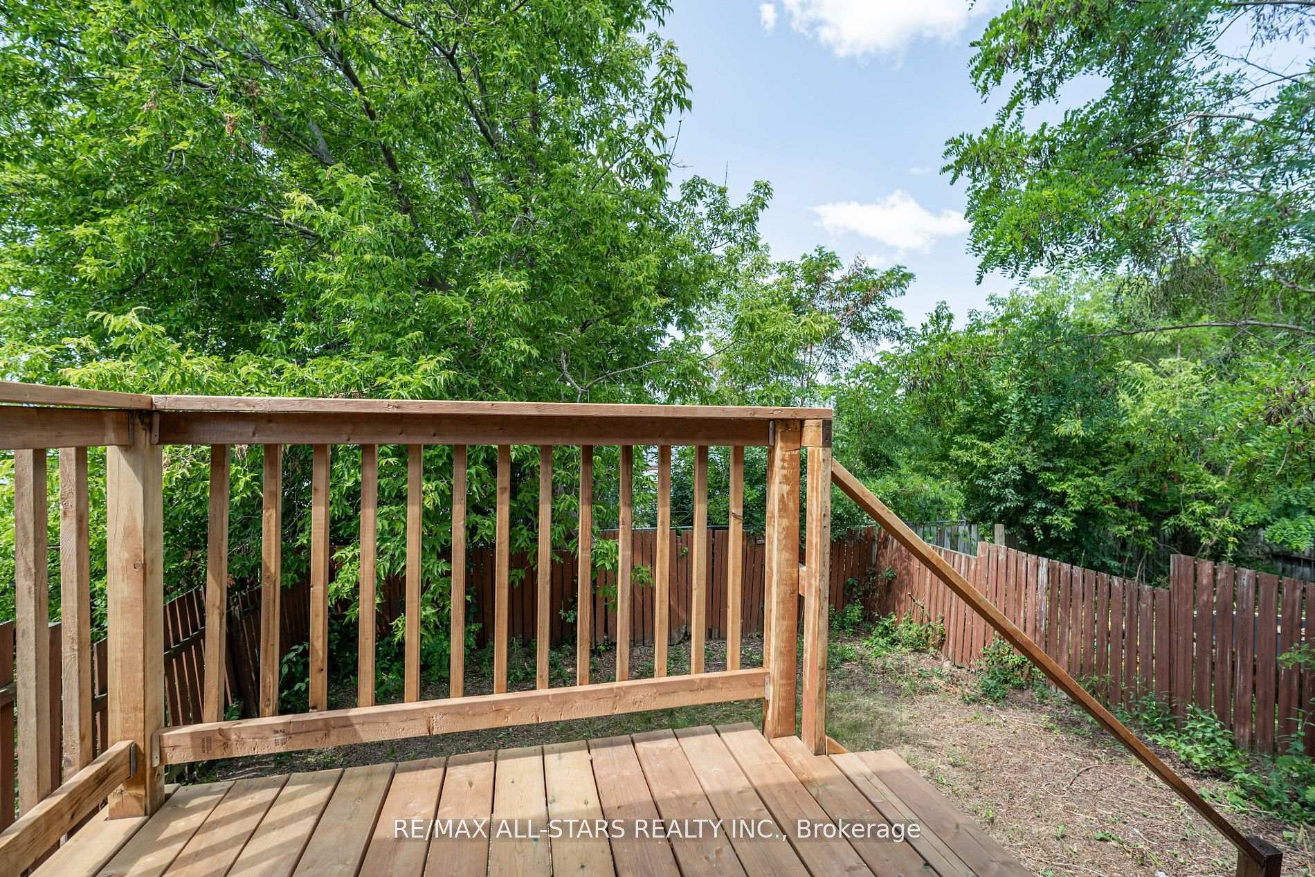 Photo 23 of 755 Mountain Ash Road, Peterborough, Otonabee Ward 1 — HOMEH