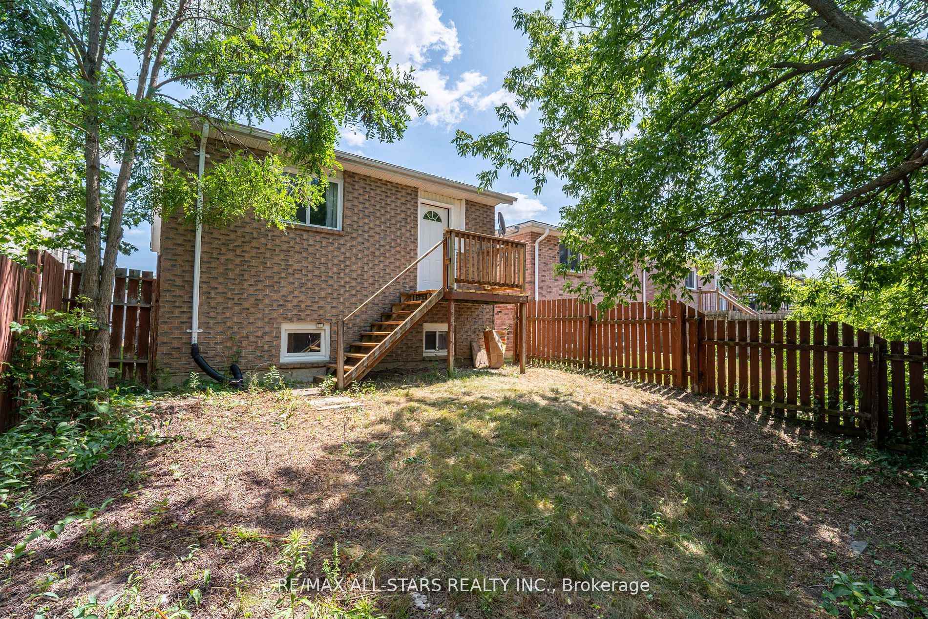 Photo 24 of 755 Mountain Ash Road, Peterborough, Otonabee Ward 1 — HOMEH