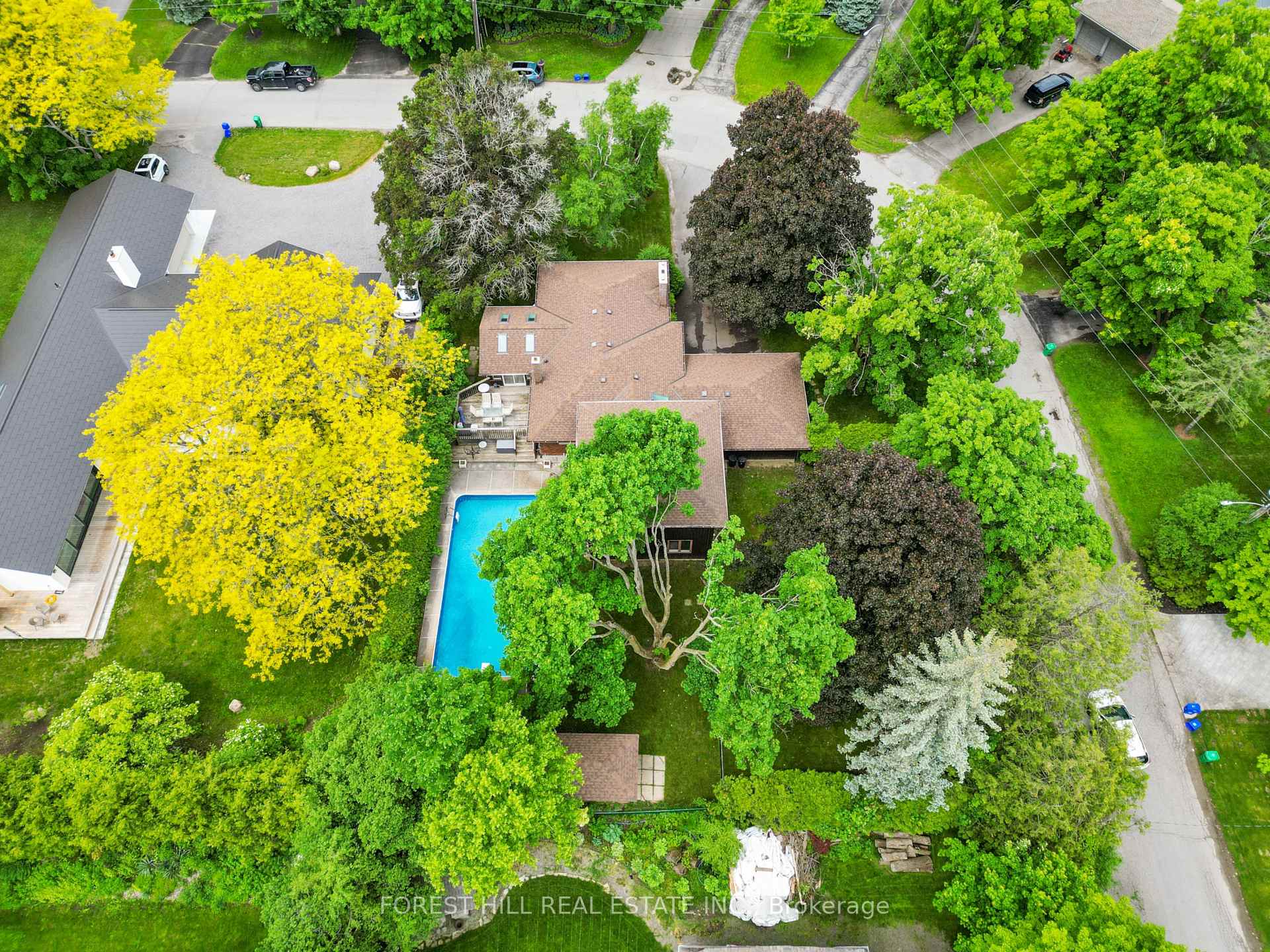 Photo 3 of 285 Cottonwood Drive, Peterborough, Monaghan Ward 2 — HOMEH