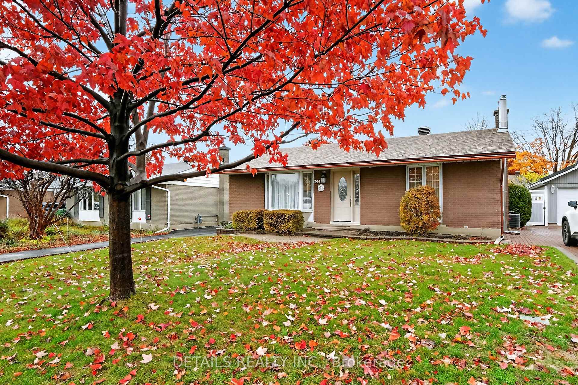 Photo 4 of 1031 Connaught Avenue, Ottawa, Queensway Terrace North — HOMEH