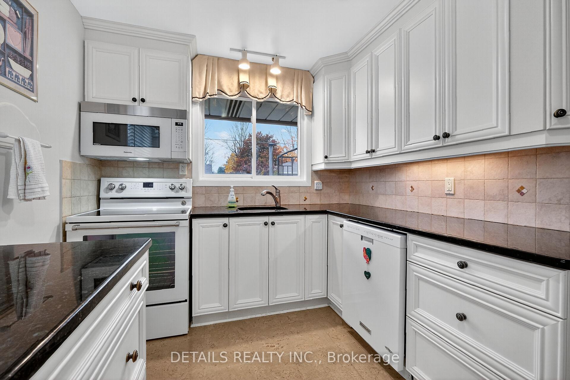 Photo 18 of 1031 Connaught Avenue, Ottawa, Queensway Terrace North — HOMEH