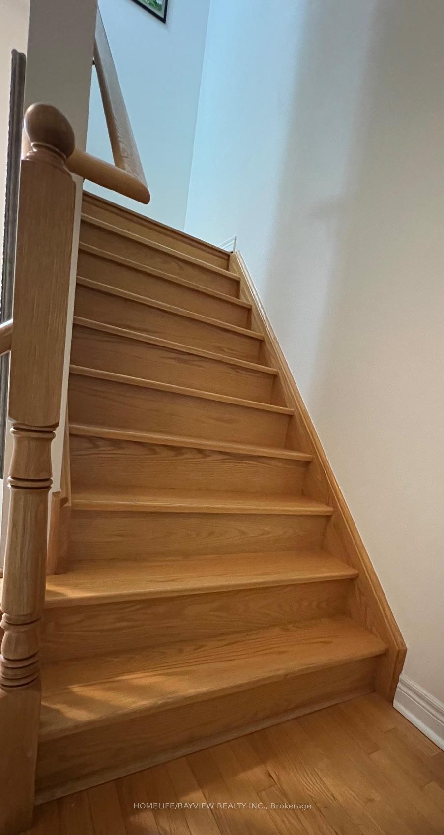 Photo 10 of 37 Crimson Forest Drive, Vaughan, Patterson — HOMEH