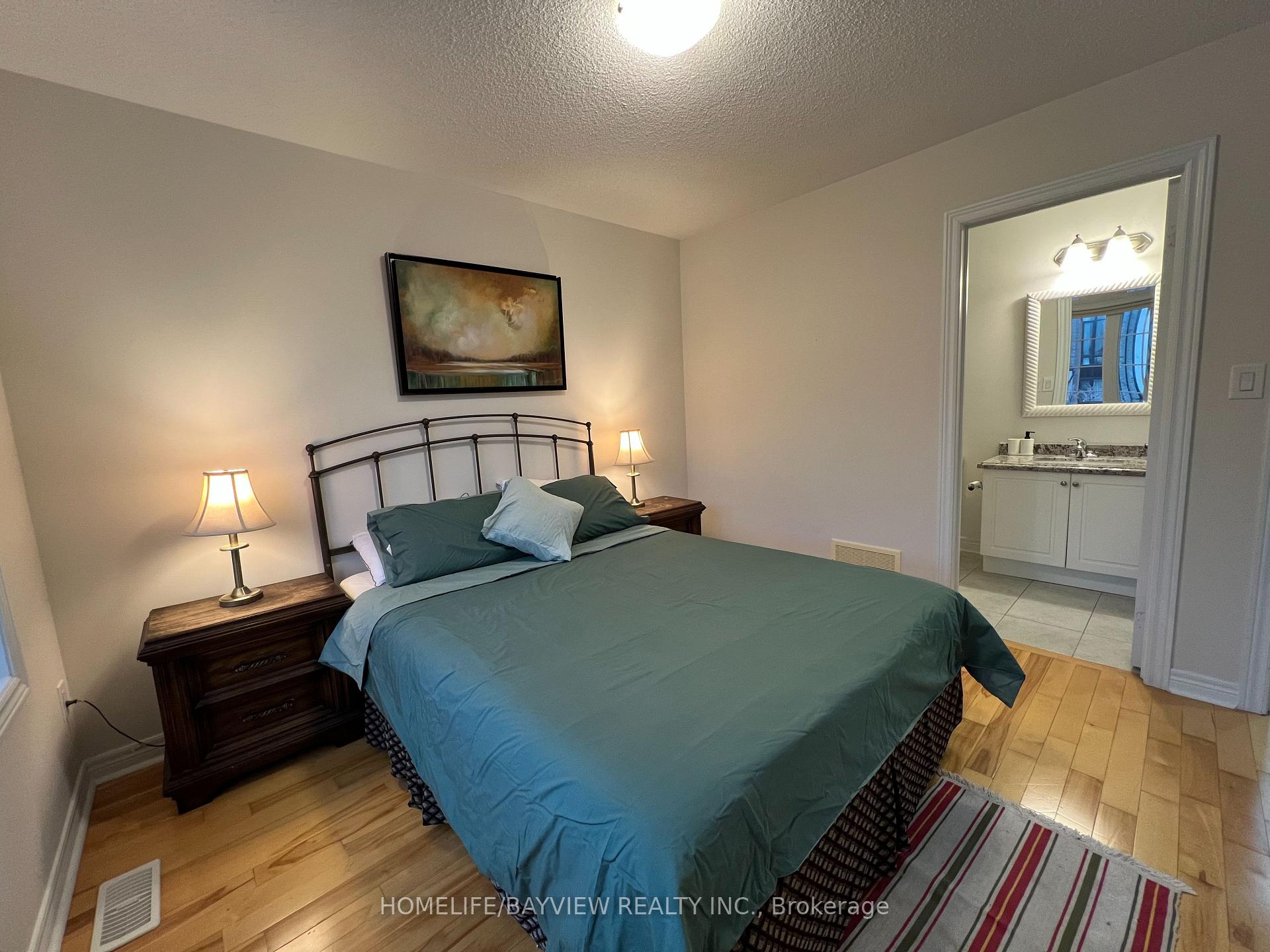 Photo 14 of 37 Crimson Forest Drive, Vaughan, Patterson — HOMEH