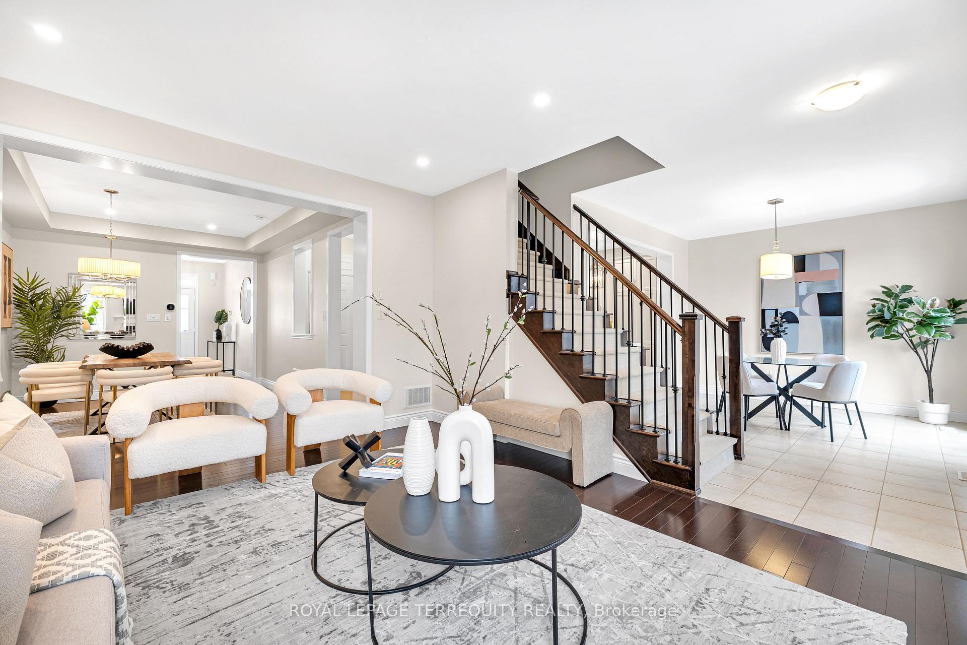 Photo 10 of 1792 Liatris Drive, Pickering, Duffin Heights — HOMEH