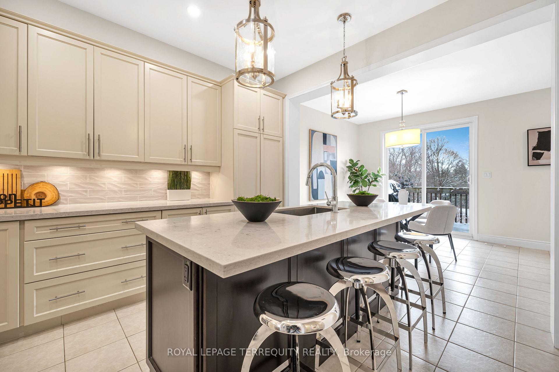 Photo 13 of 1792 Liatris Drive, Pickering, Duffin Heights — HOMEH