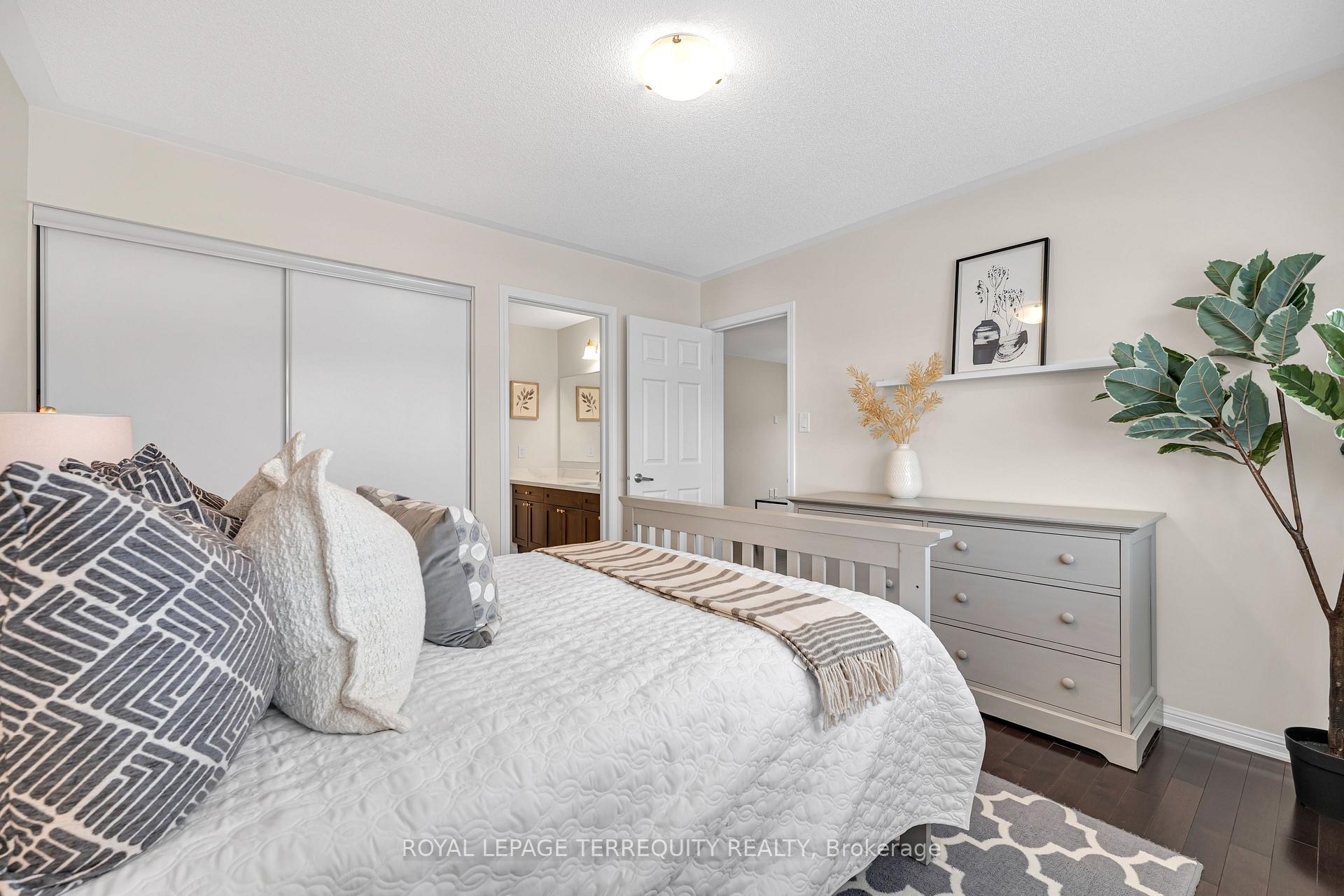 Photo 18 of 1792 Liatris Drive, Pickering, Duffin Heights — HOMEH